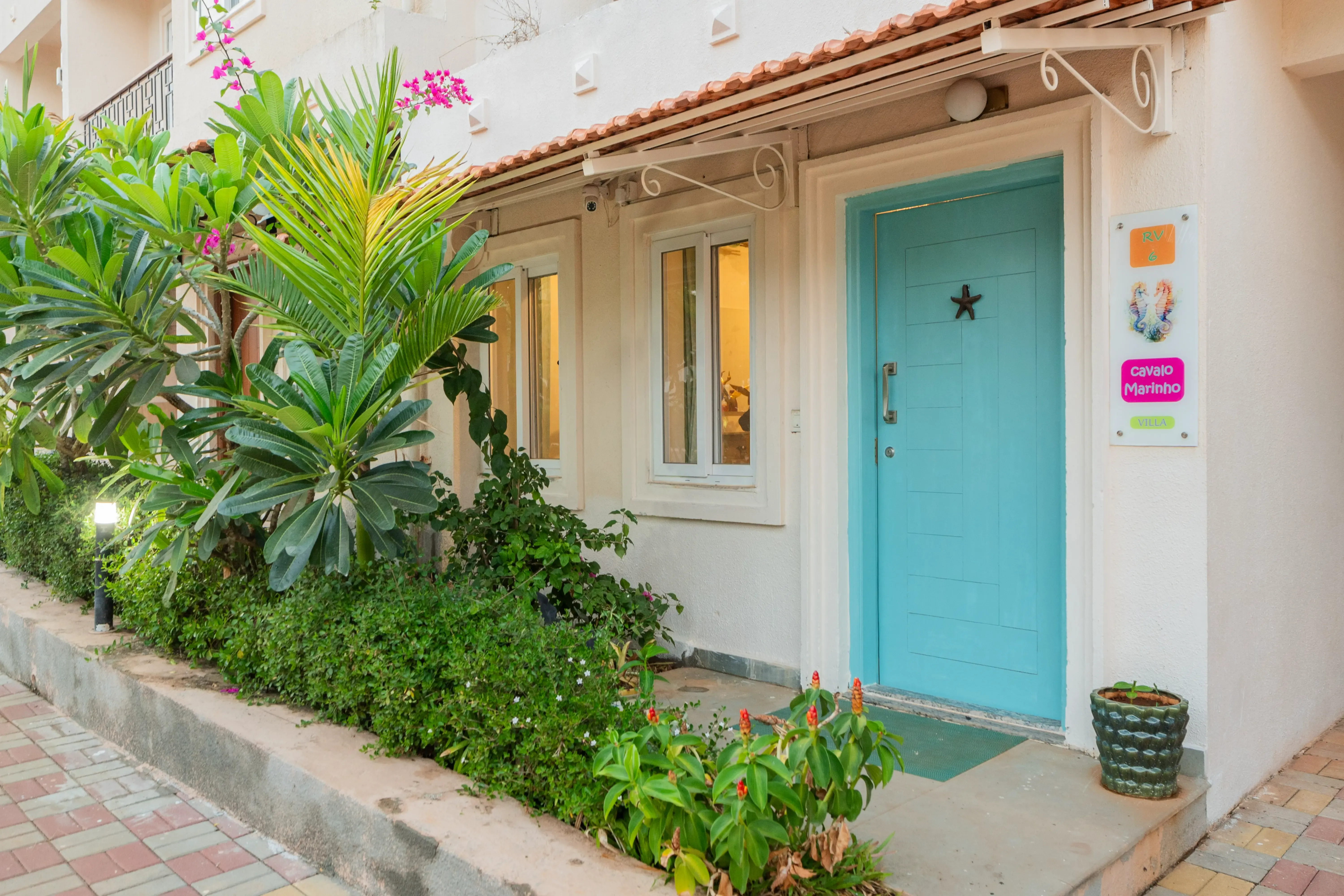 Cavalo Marinho | 3-BHK Boho Retreat with Private Pool & Terrace - Image 5