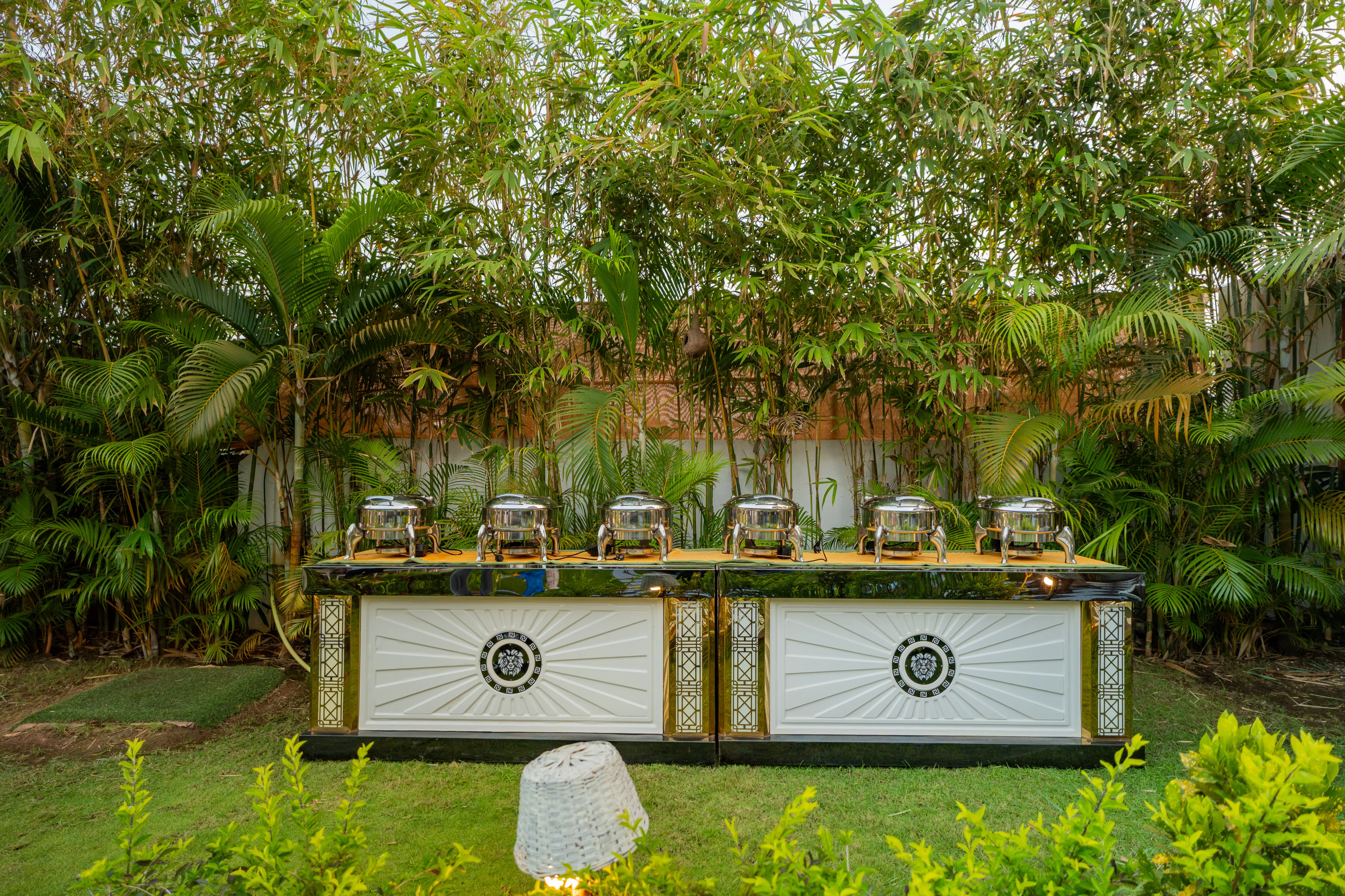 Gracias Seaora | Pet-friendly Retreat With Bathtub, Common Pool, & Restro, Close to Ashwem Beach