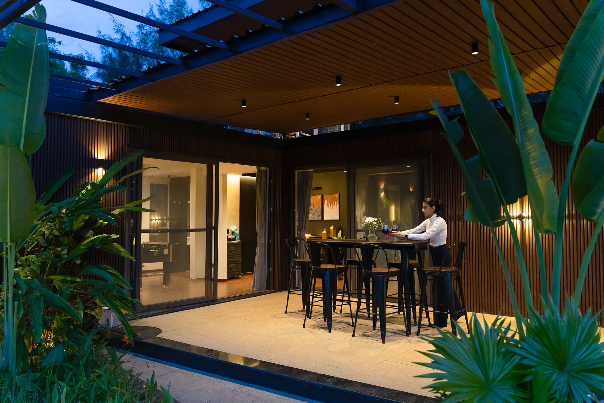 Cargo Haus - Image 3