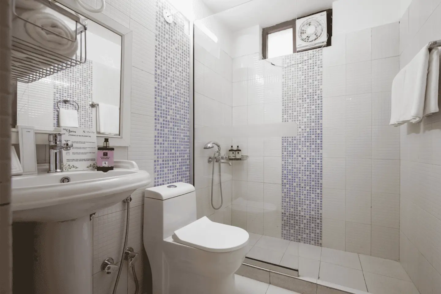 Sukhmani Cottage | 5-BHK Hilltop Hideaway With Garden, Terrace & Scenic Views