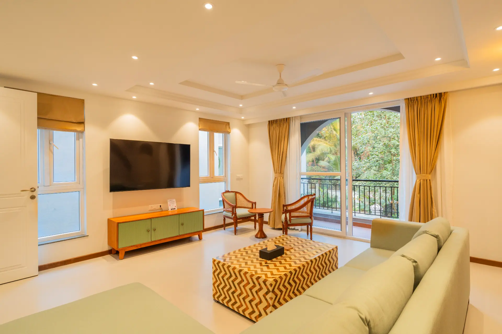 Solace Teal | Charming Pet-friendly 5-BHK Getaway With Private Pool | Grand Dining & 2 living spaces