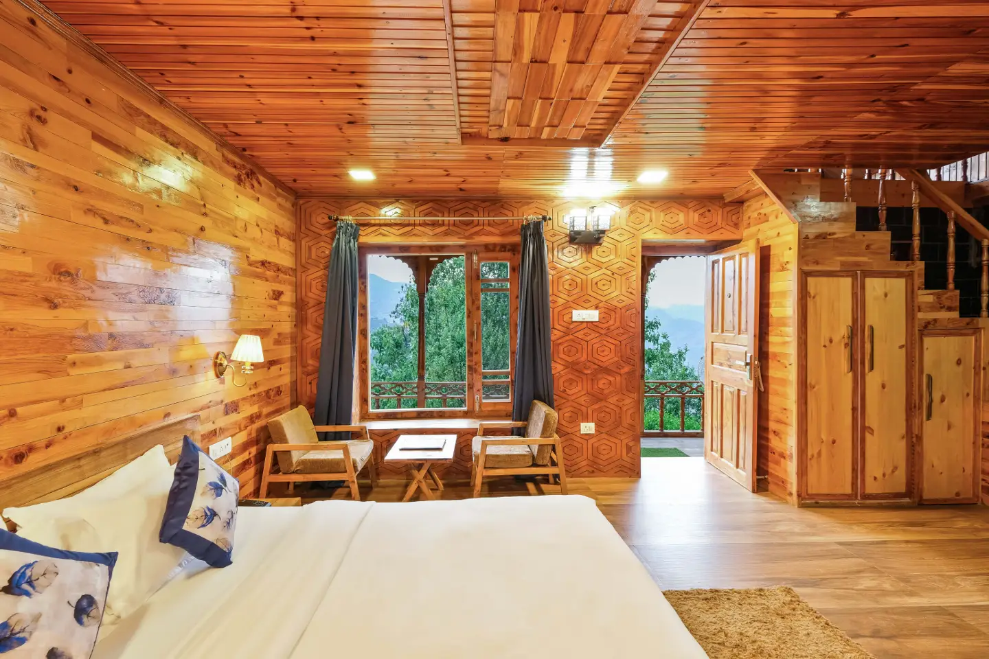 Cedarwood Cottage - Image 4