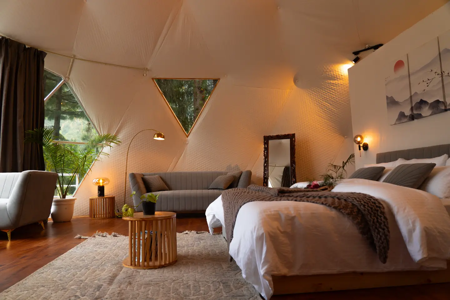 GlampView Luxurious Geodesic Glamp 2