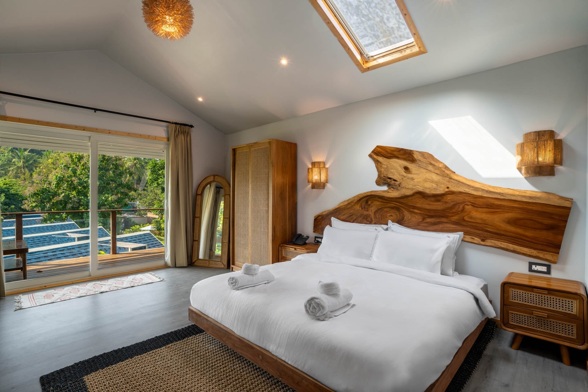 Aurora Treehouse @ Luma - 350 mtr from Mandwa Jetty - Image 5