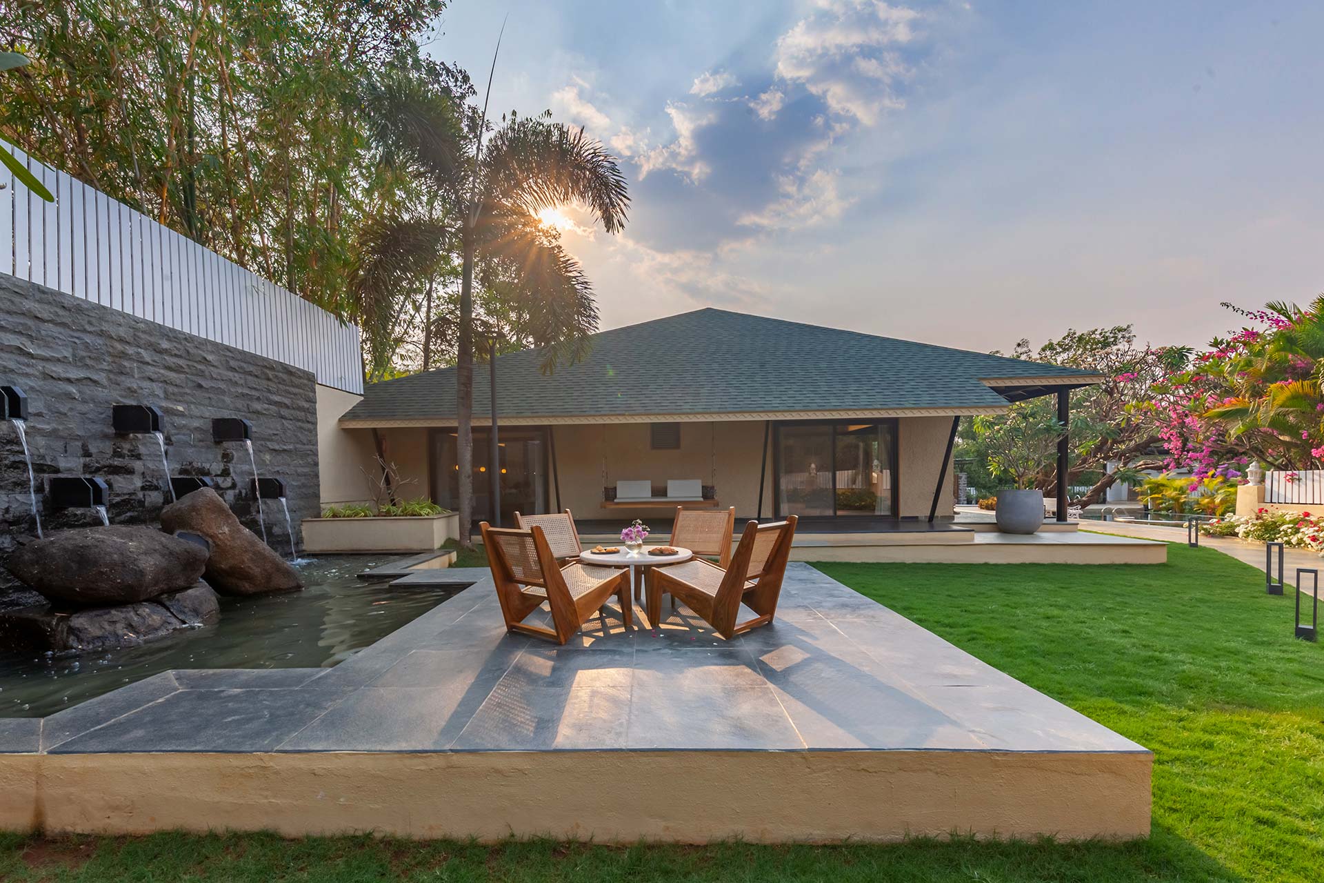 Lush Villa - Igatpuri