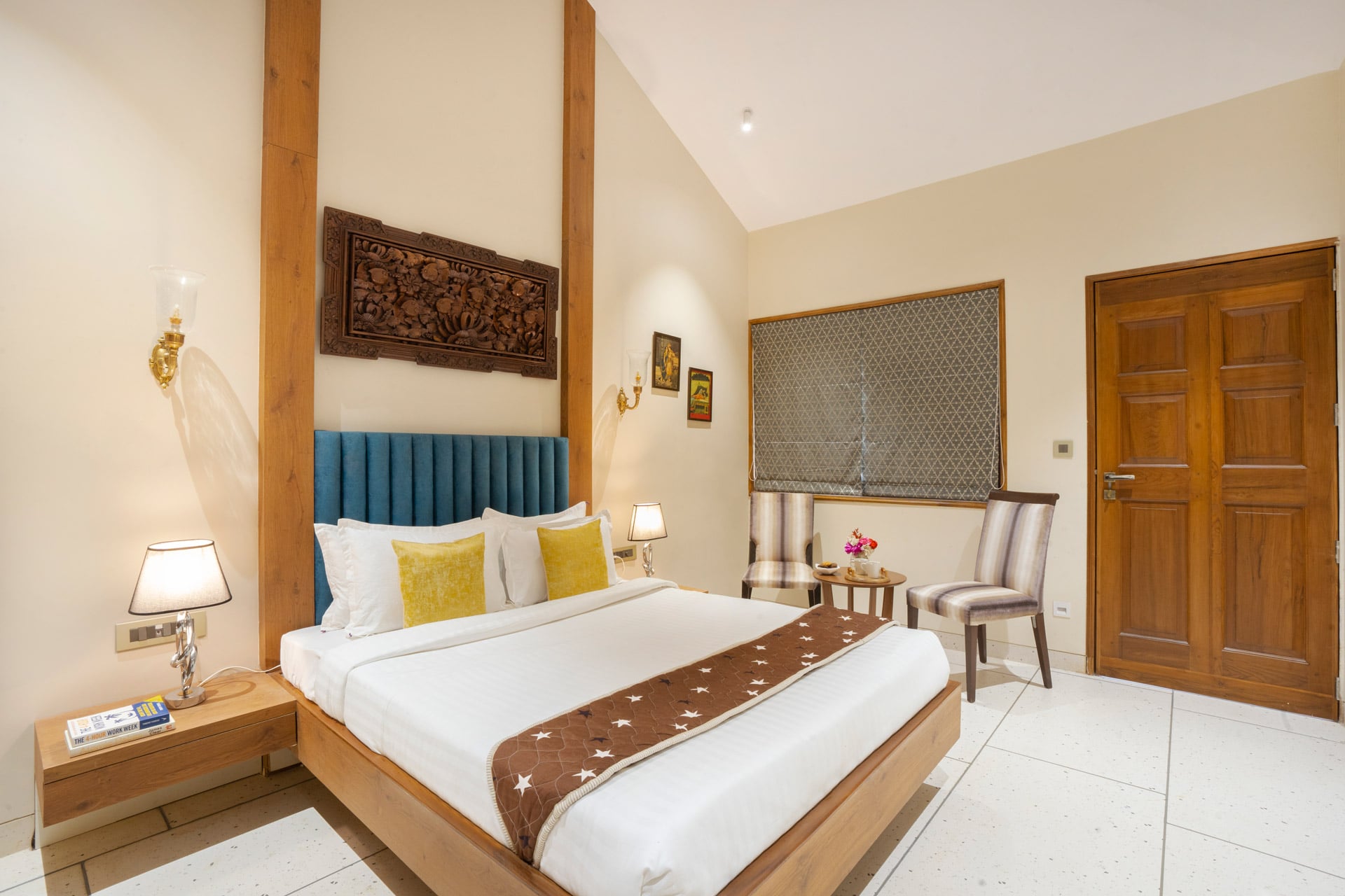 Lawn House @ Sula Wada