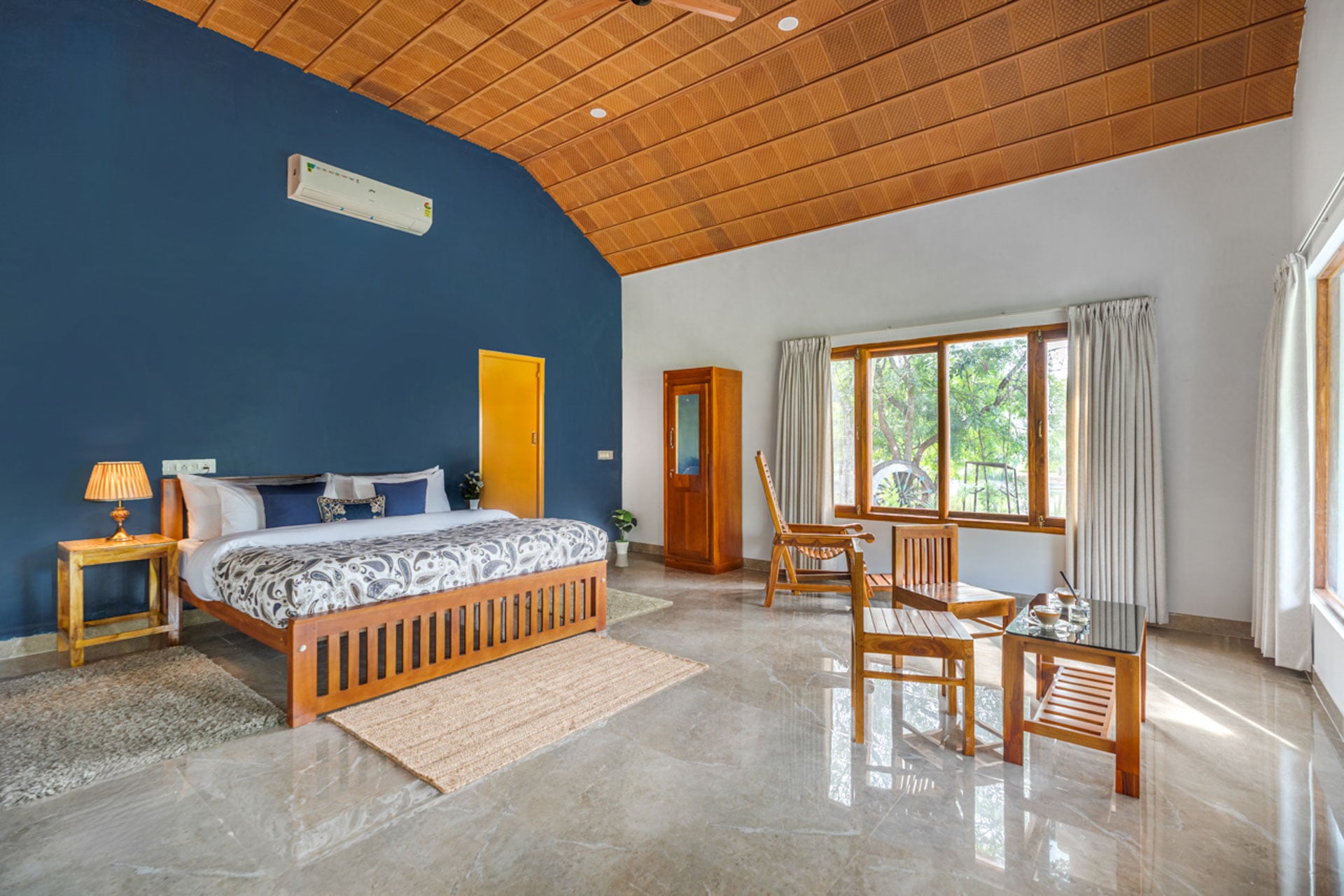 Luxury Cottage @ Jims Farmstay - Image 3