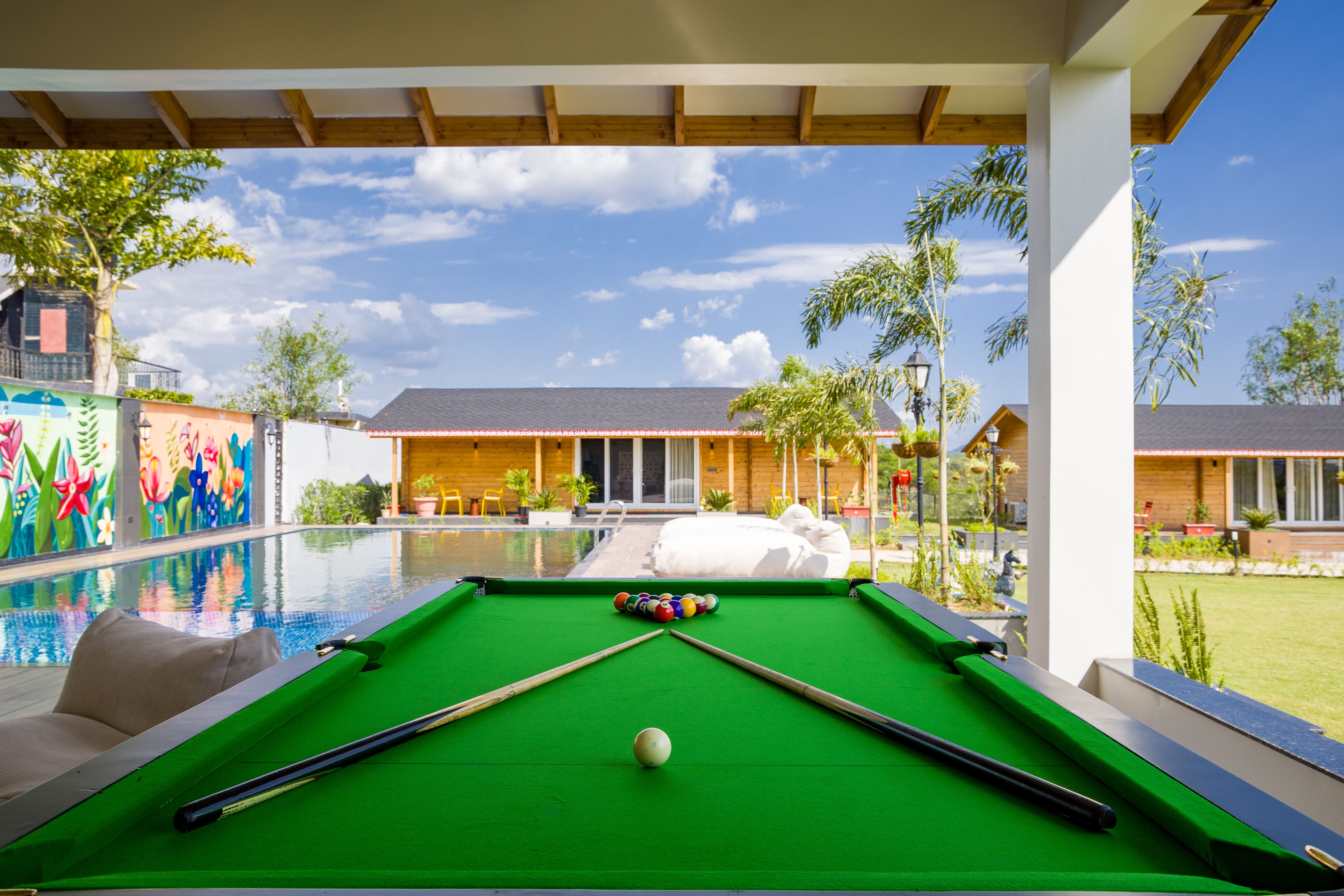 Esh Cottages Birch | Hillside 4-BHK Hideaway With Lush Garden, Common Pool, &  Gaming Zone