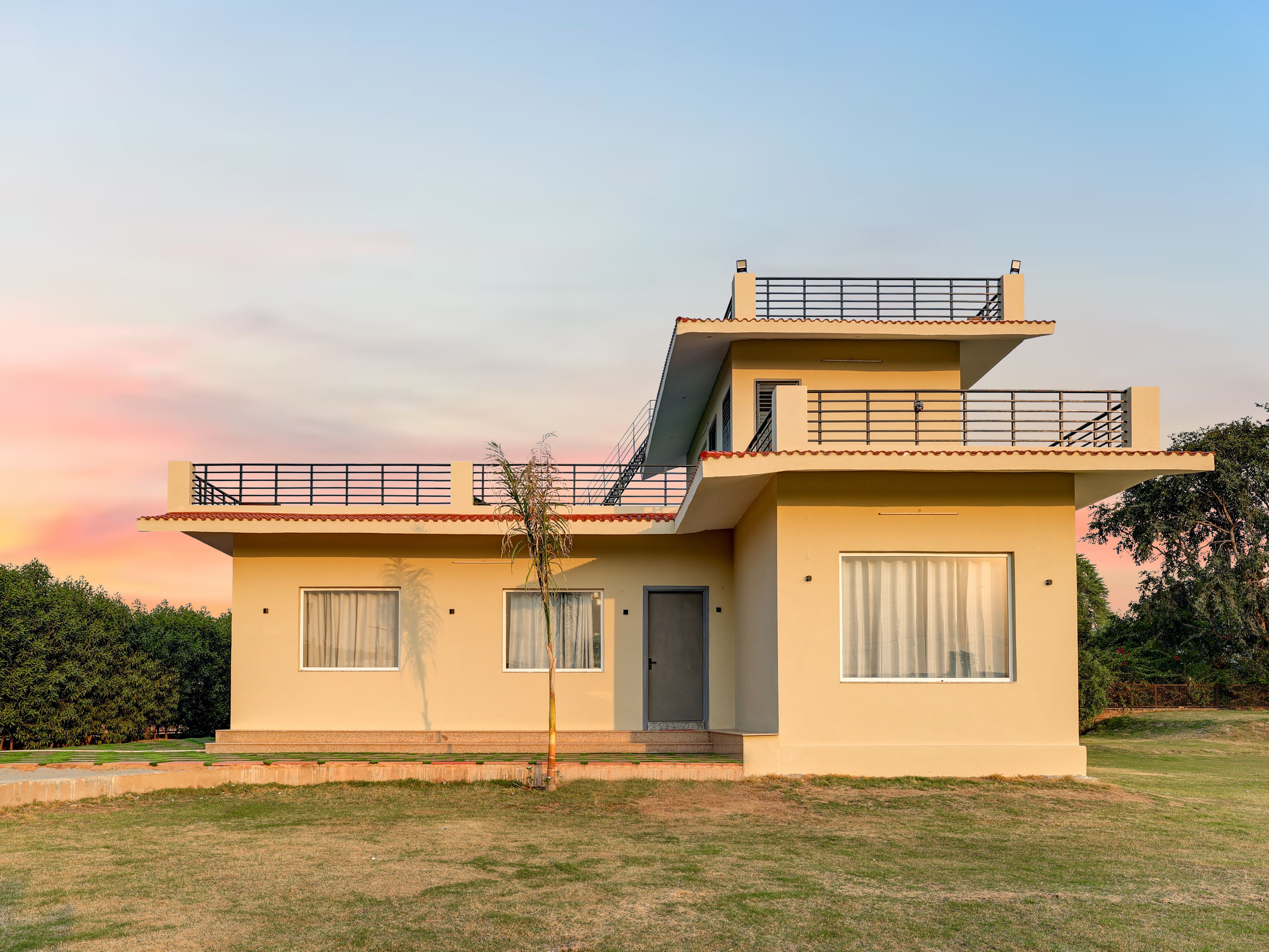 Vijeta Farms | 3-BHK With Private Pool, Lawn, Terrace & Bonfire 