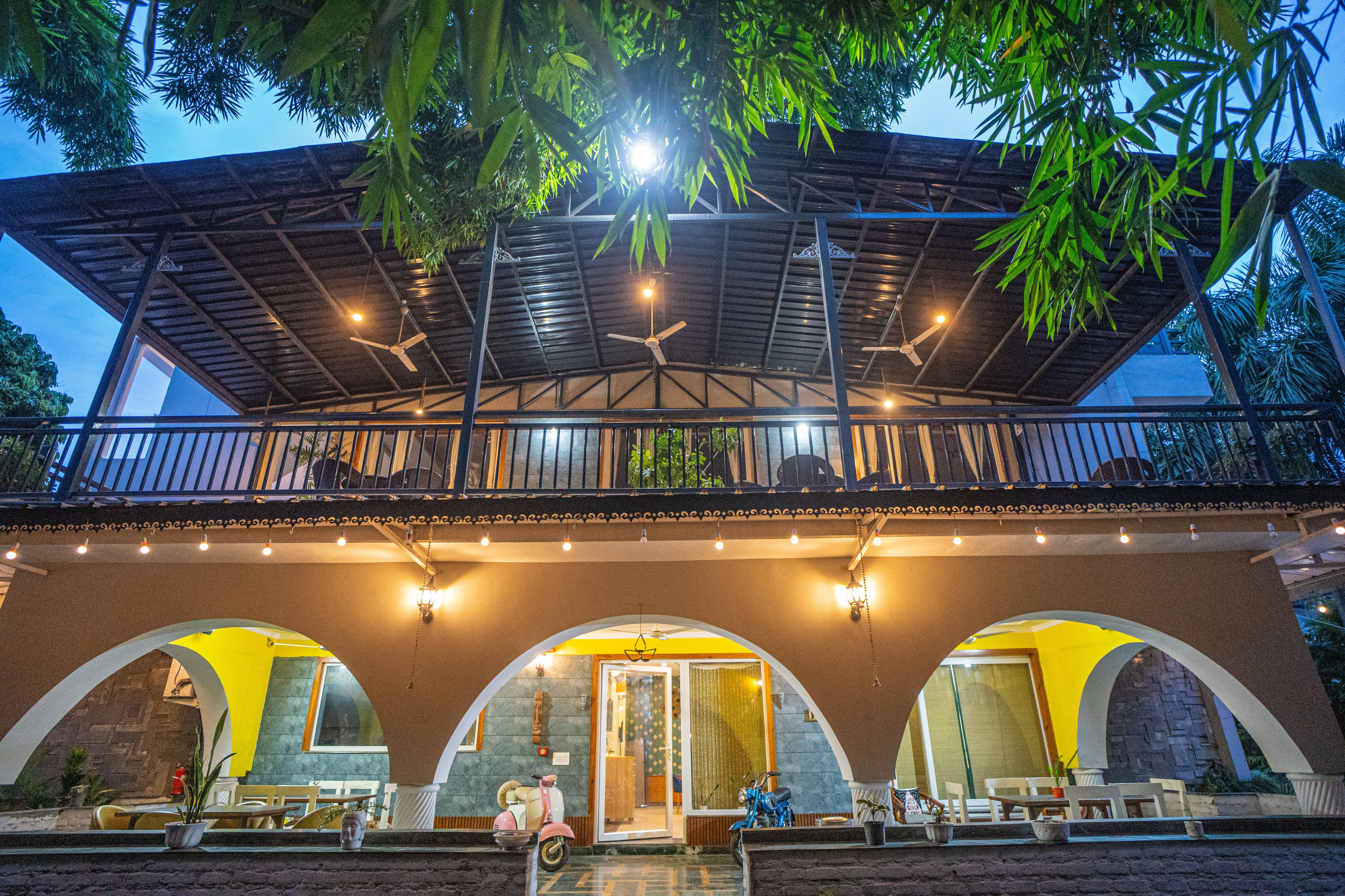 Impreza Luxury Stays Classic Room | Pet-friendly 1-Room Retreat With Common Lounge Area, Garden, Verandah & Restro - Image 4