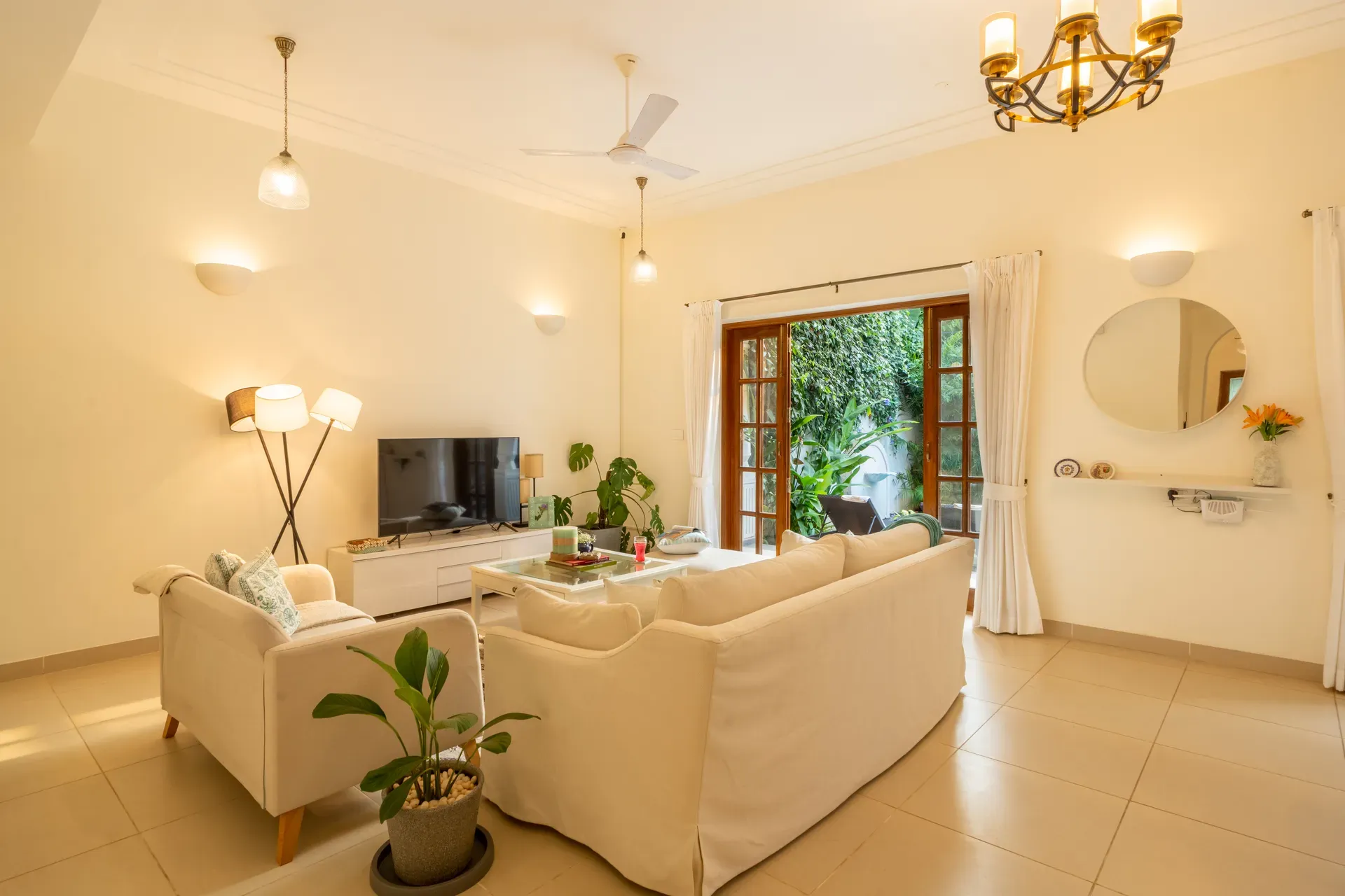 Lumin | 4-BHK | Pvt Pool | Garden | Bar