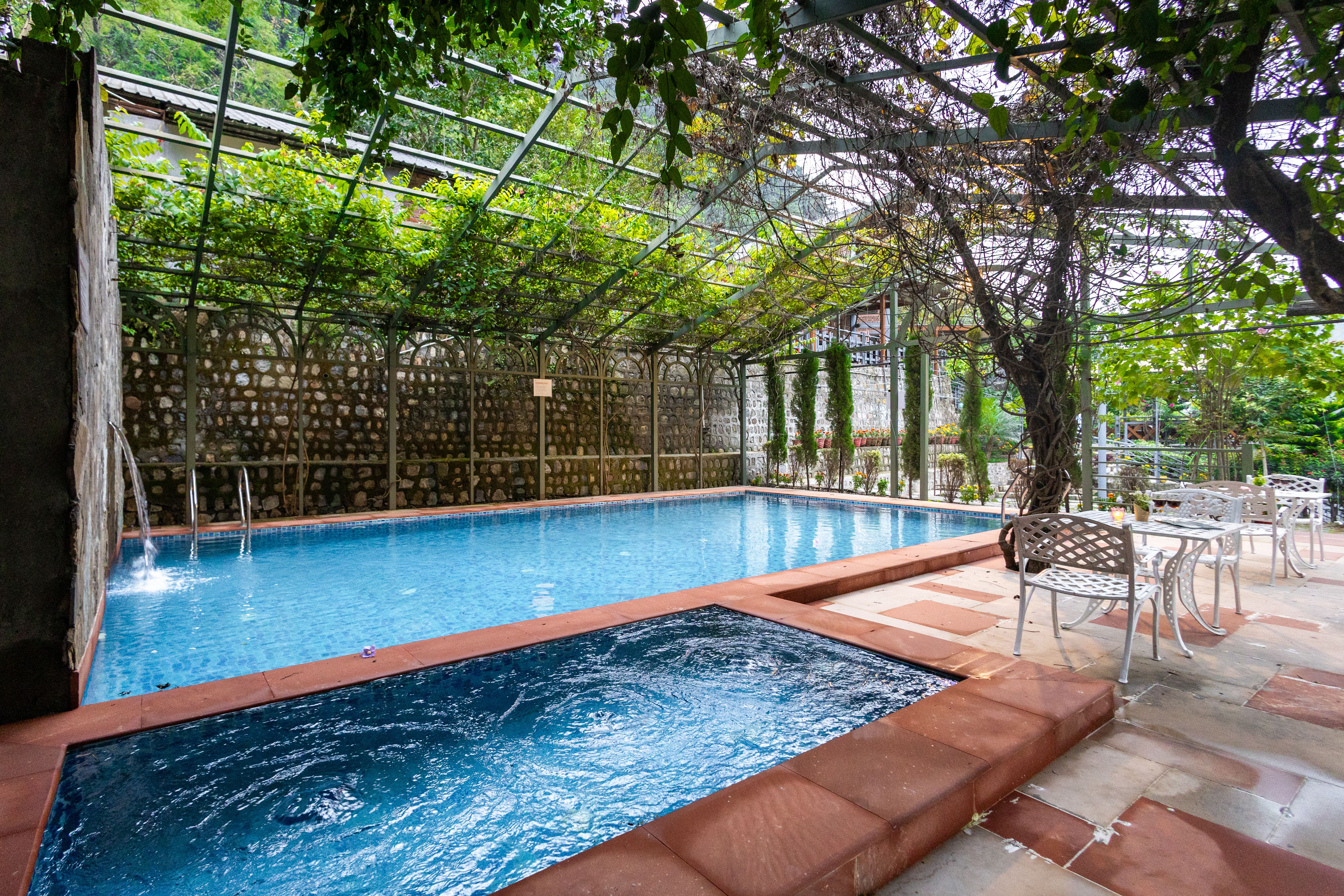 Granny’s Den | 3-BHK Pet-friendly With Living Room, Shared Pool, Restaurant & Gazebo by the River