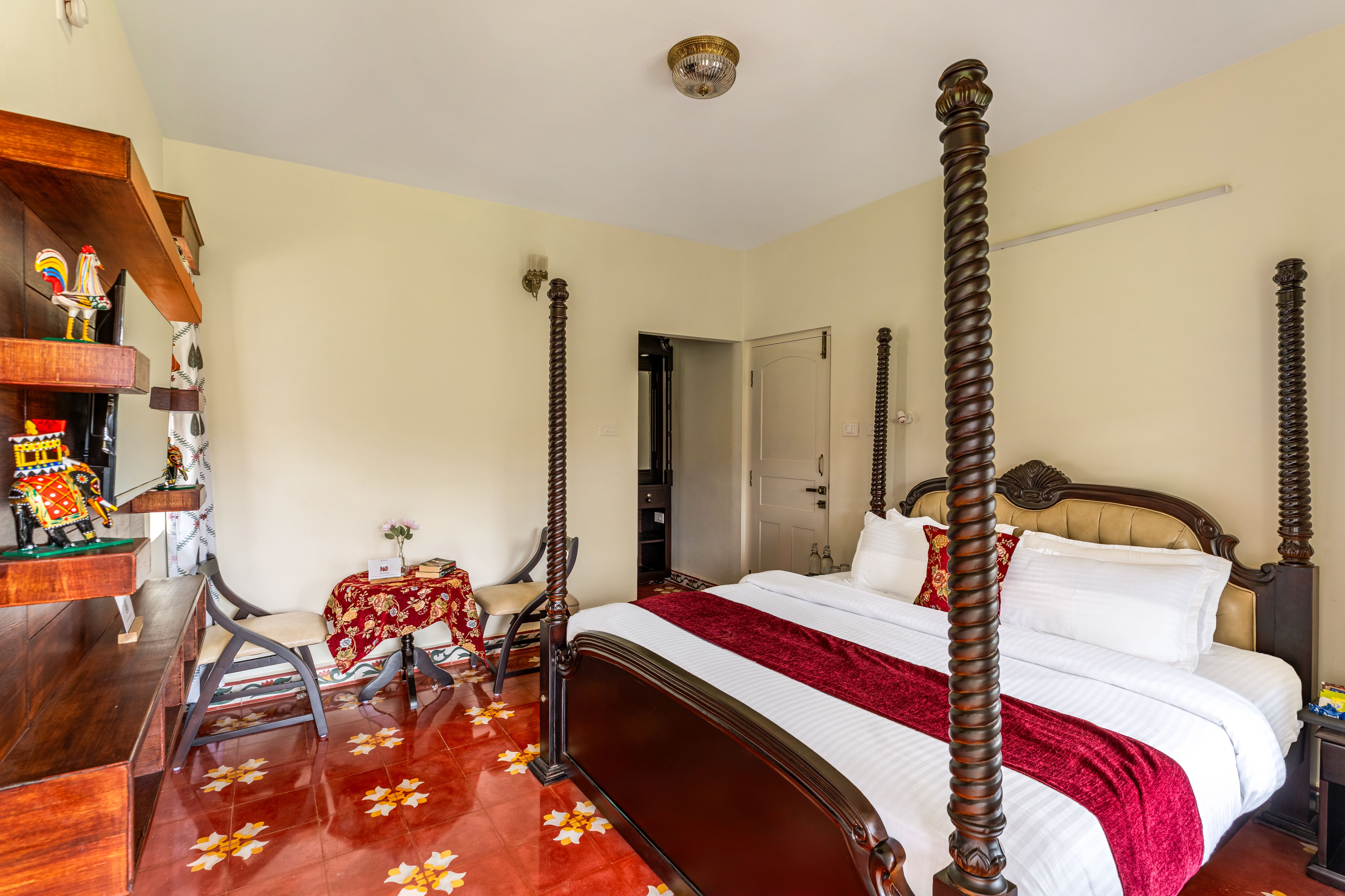 Mihirika’s Nirvana | 5-BHK With Garden, Gazebo, Bonfire Pit & Scenic Views; Near Karnataka Garden