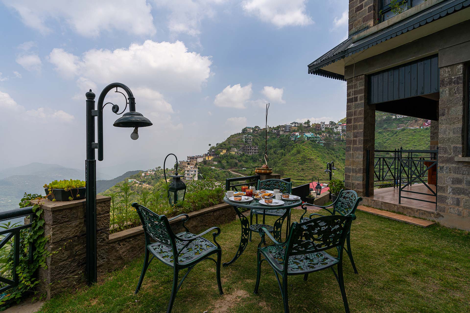 7 Rooms @ Mysty View - Image 5