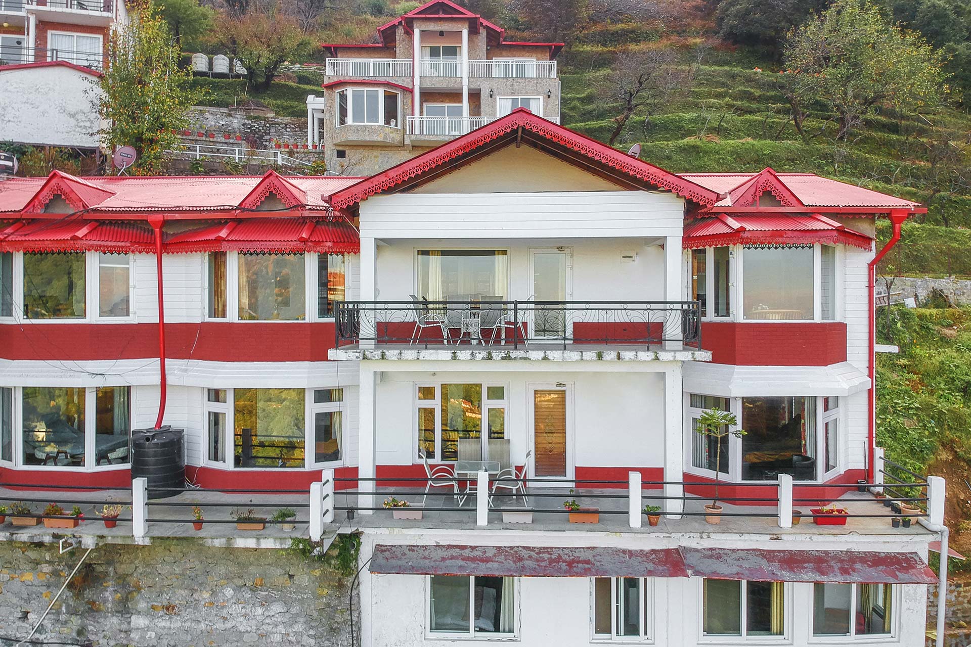 Redwood Cottage - Gagar - Image 5