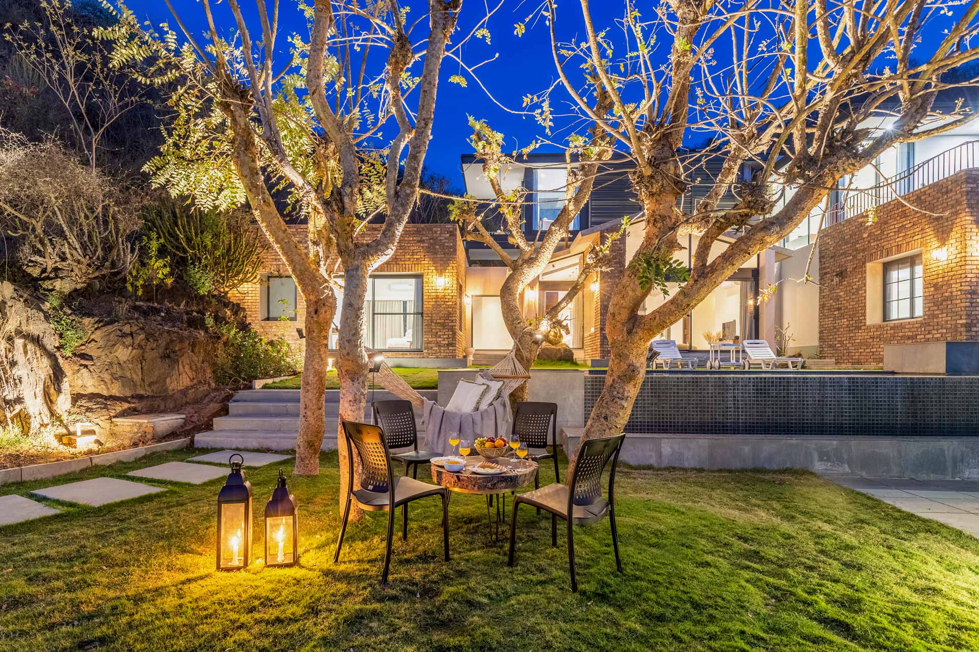 Bloom @ Ikebana - Living By The Forest Edge - Image 4