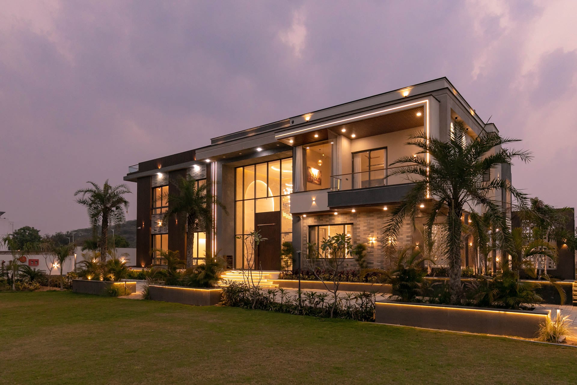 Glory @ Priana - Image 2