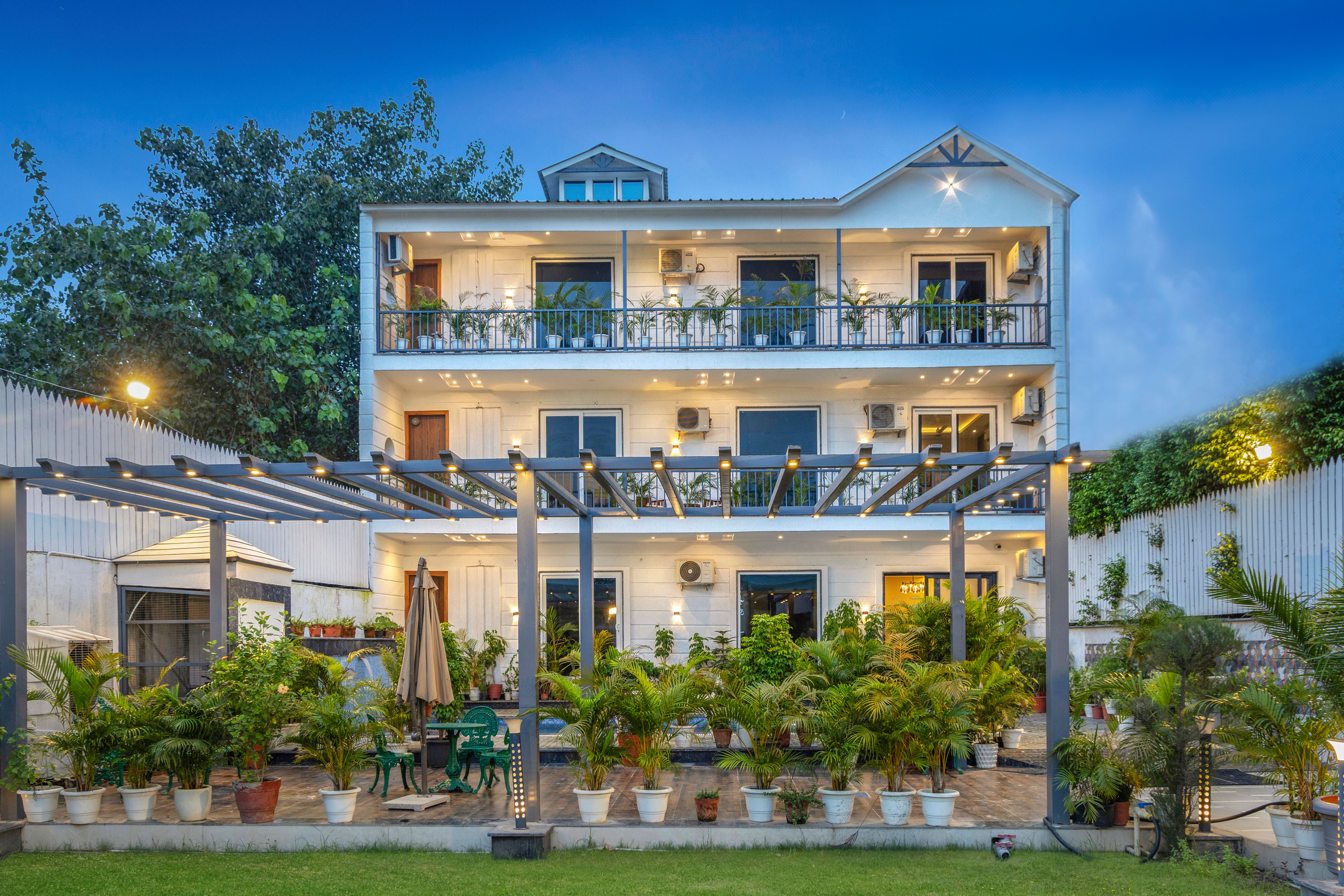 Versace Farms | Pet-friendly 5-BHK Farmhouse With Private Pool, Gazebo & Lush Garden - Image 3