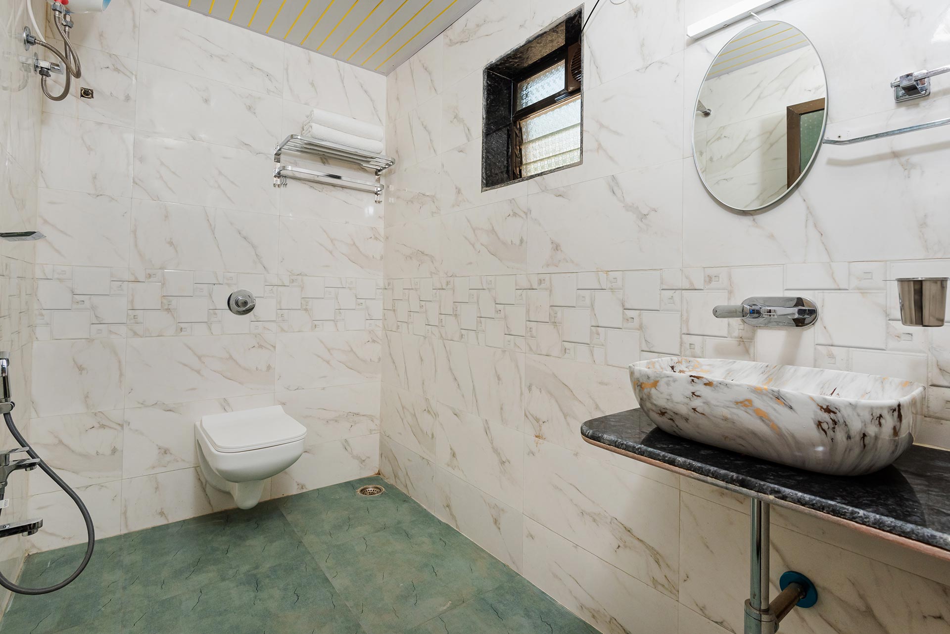 Vivid @ Mango Splash