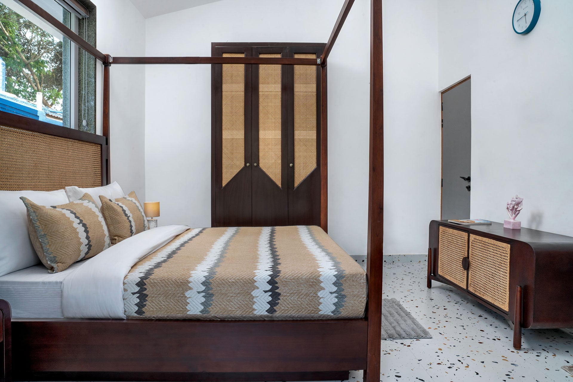 Tarika’s Santorini Hideaway