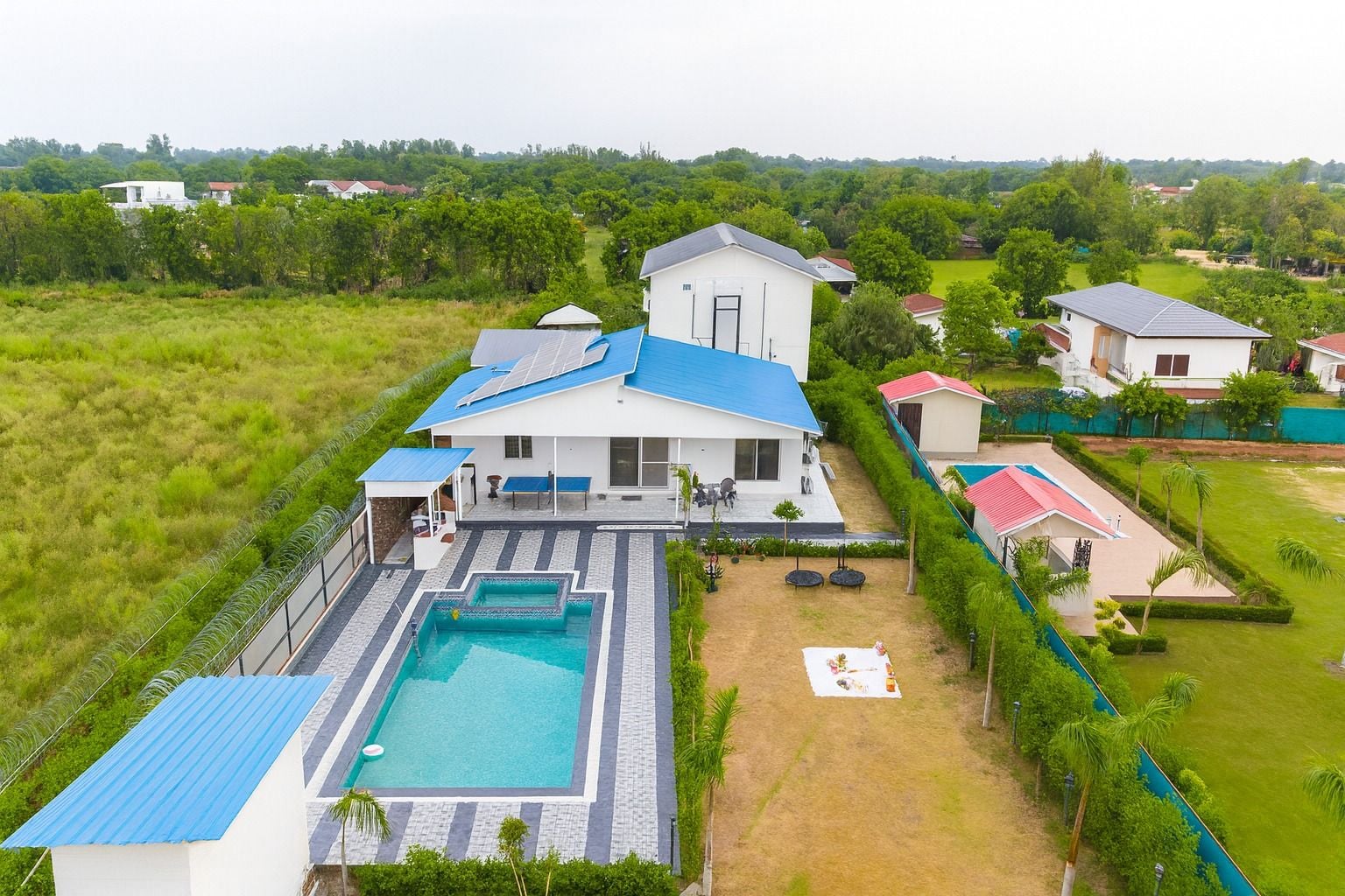 Vashisht Villa | Pet-friendly 3-BHK Farmhouse With Private Pool, Garden & Bar - Image 2