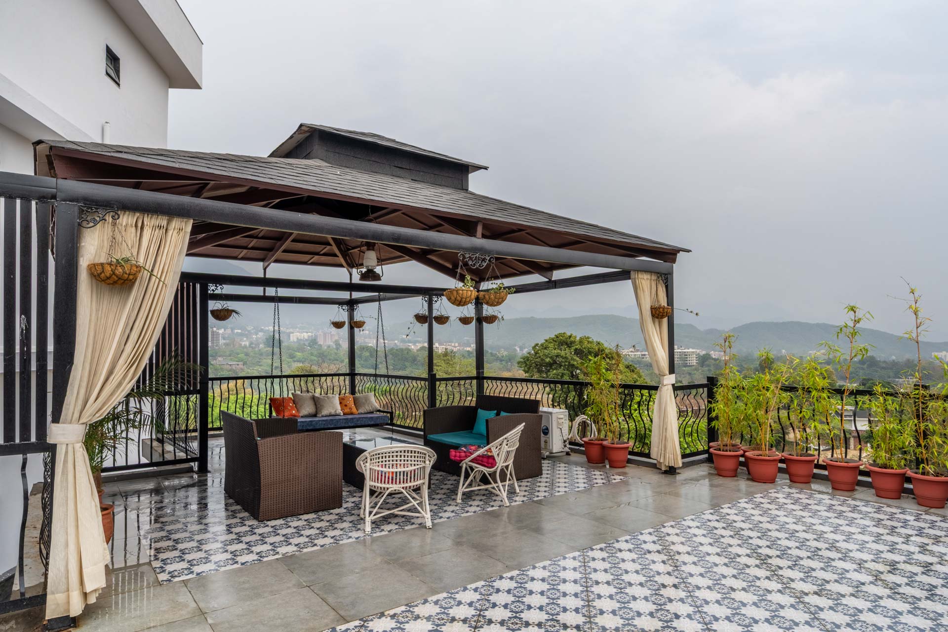 The Crystal Crest - Image 4