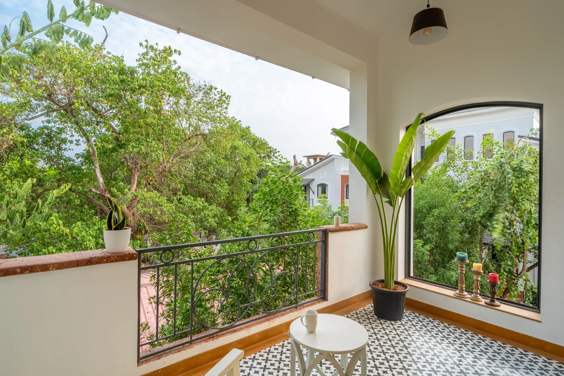 Laguna Echo | Serene Pet-friendly 3-BHK Retreat With Private Pool & Garden Near Anjuna Beach