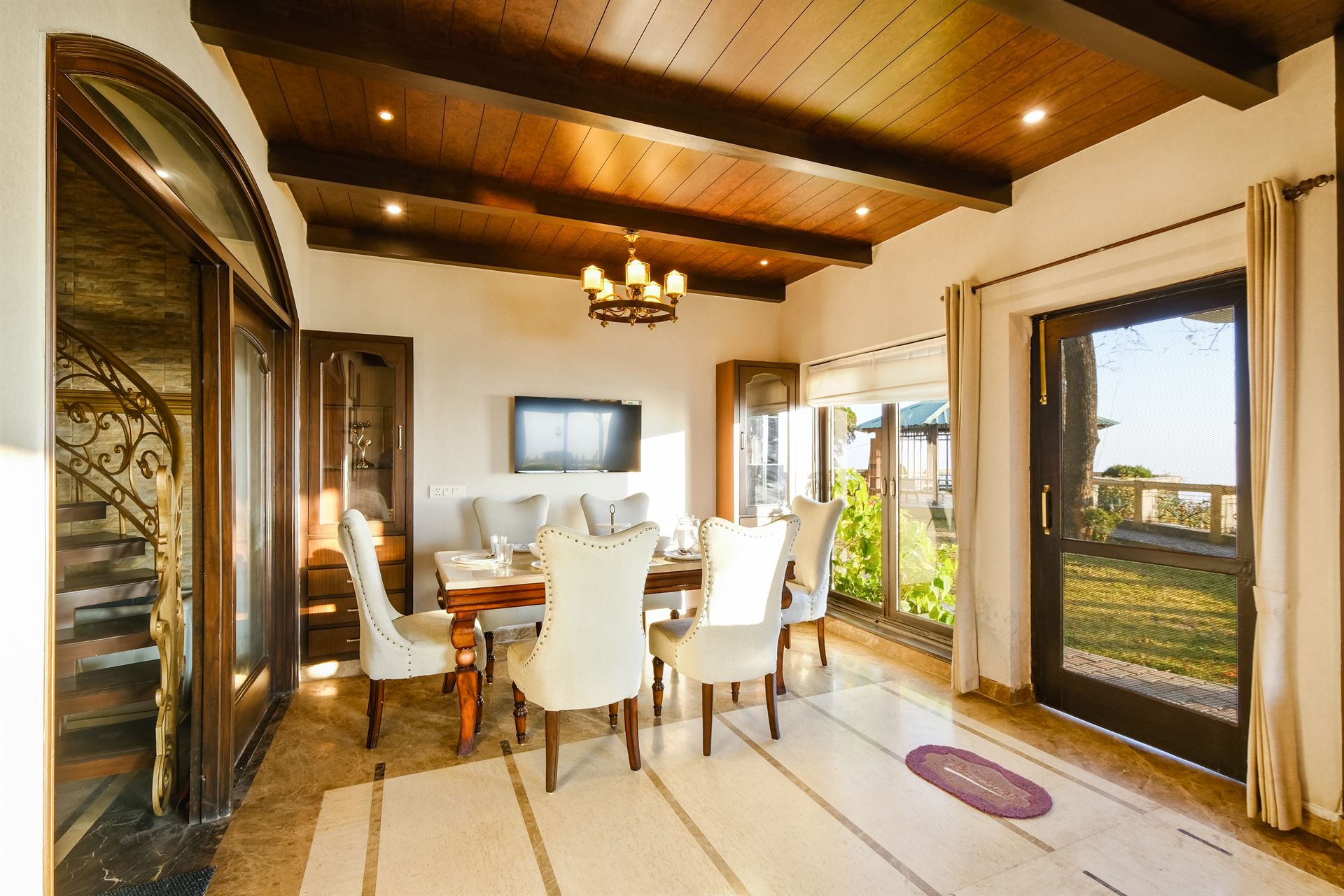 The SI Cottage