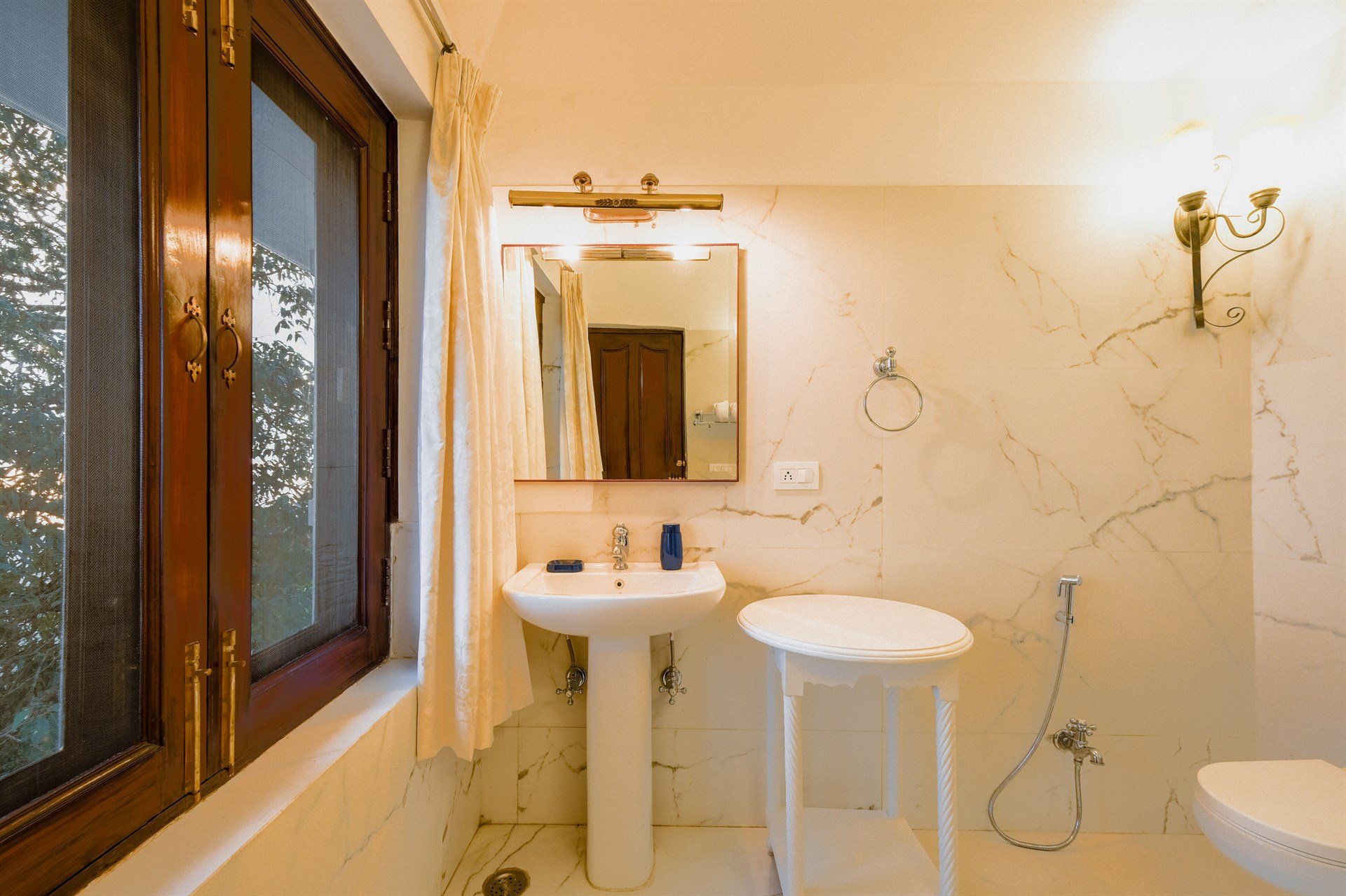 2 Rooms @ JHS Estate