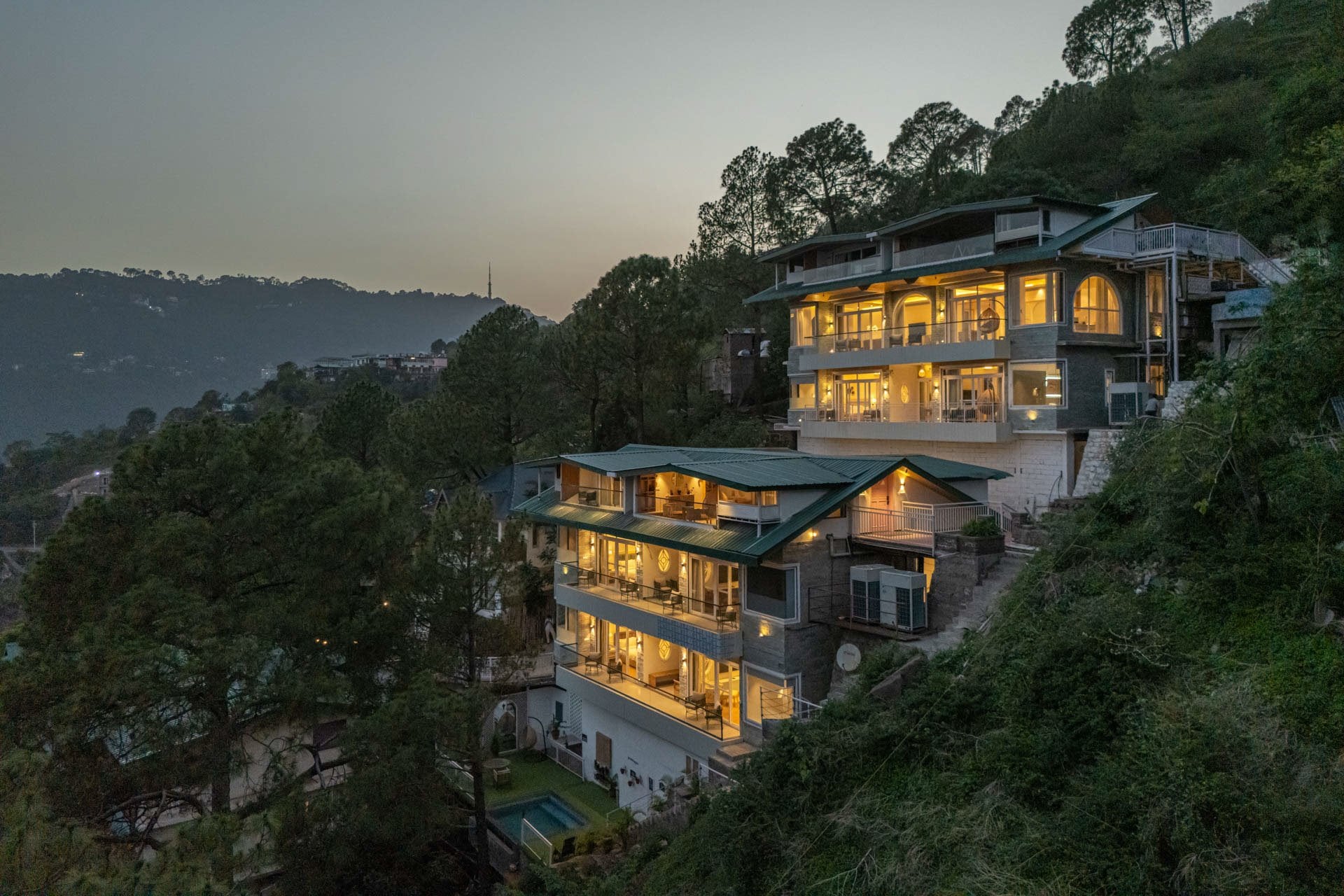 The Ever House - Image 3