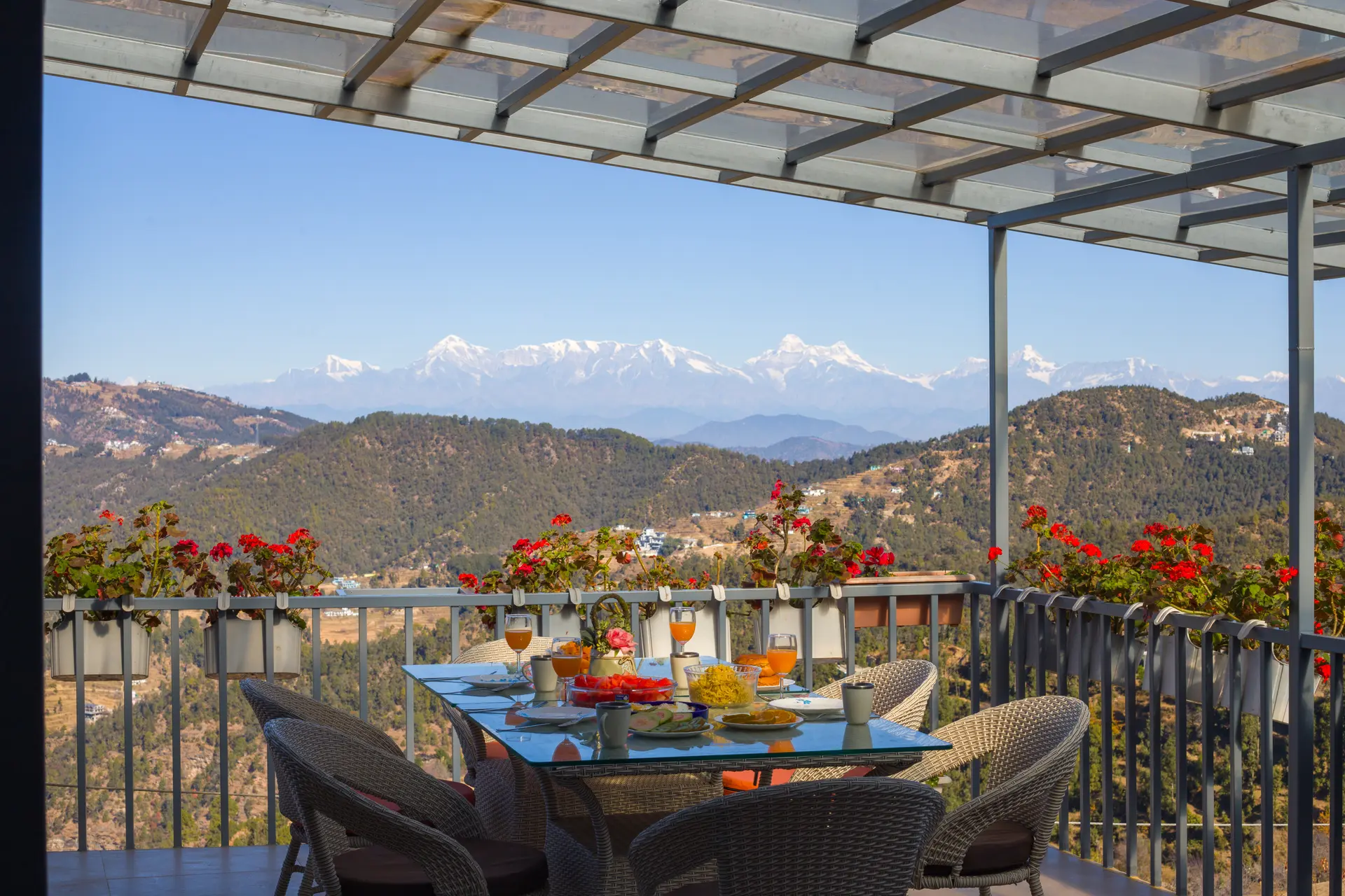 Mystwood | 3-BHK Pet-friendly Retreat With Garden, Gaming Zone & Lounge Area - Image 3