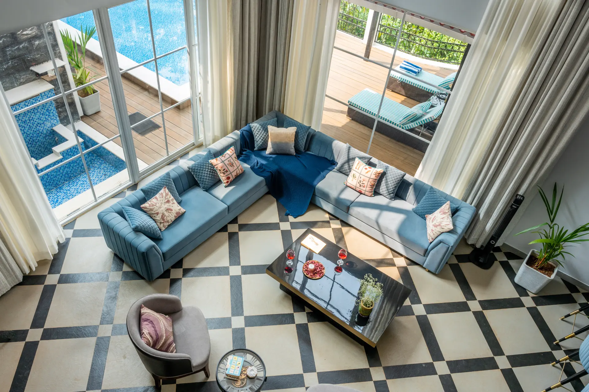 Suntuarios Casa Iris | 4-BHK | Pvt Pool | Jacuzzi | Gazebo