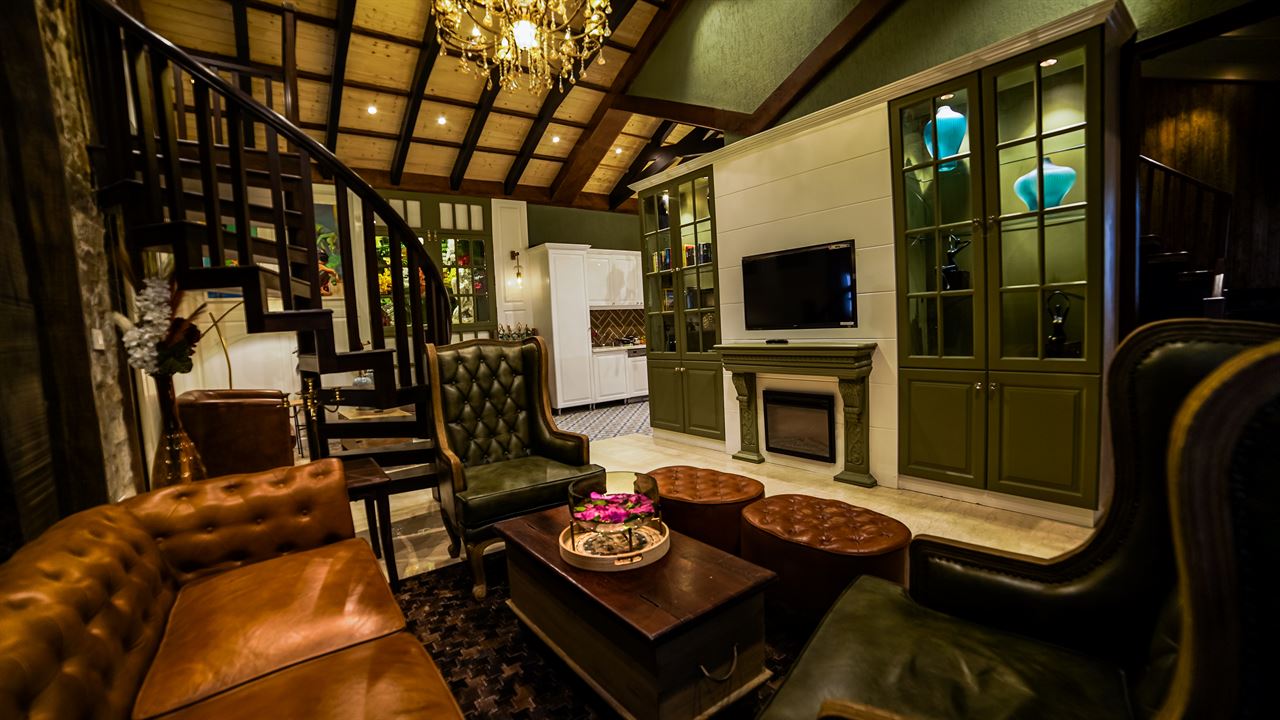 Silverton Chalet