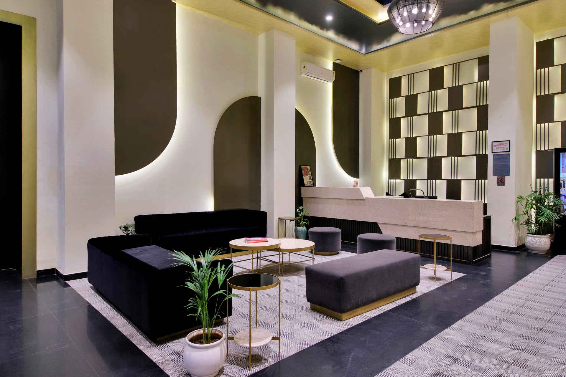 Moon @ Skyline Studio Apartments