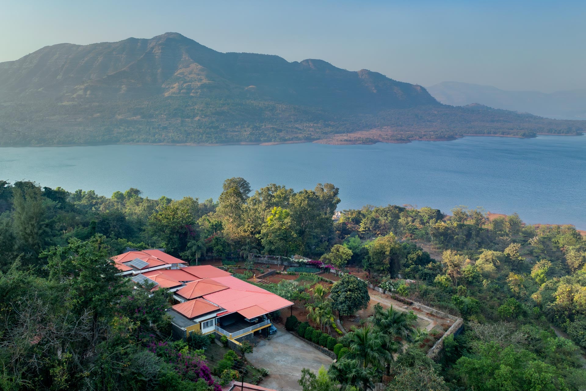 Ekam Lake House - Mulshi