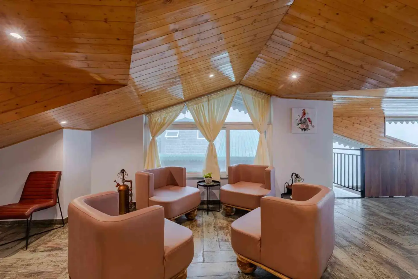 Pinehill Manor | Scenic Hillside 6-BHK Hideaway With Garden, Patio & Gazebo