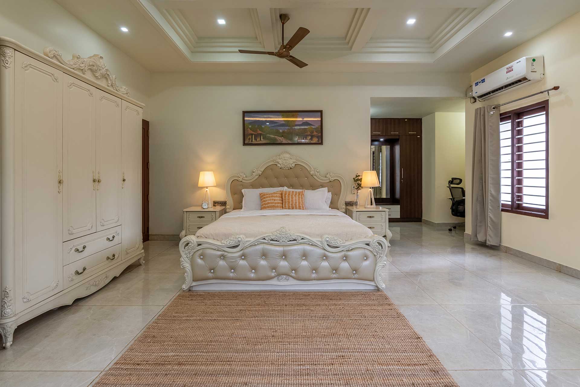 Tropical Whispers @ Raindrops