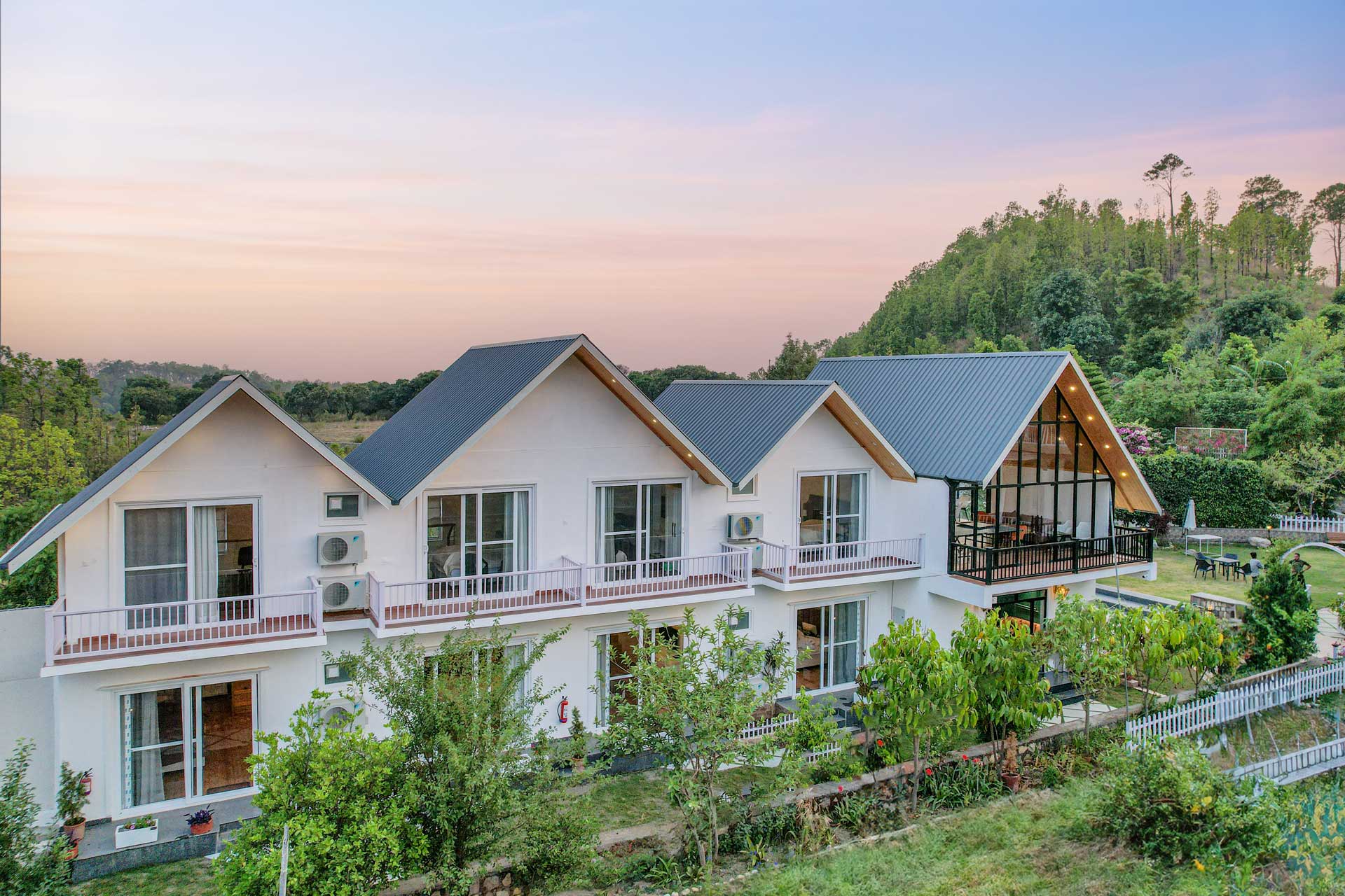 Pine @ SilverSpring Cottage