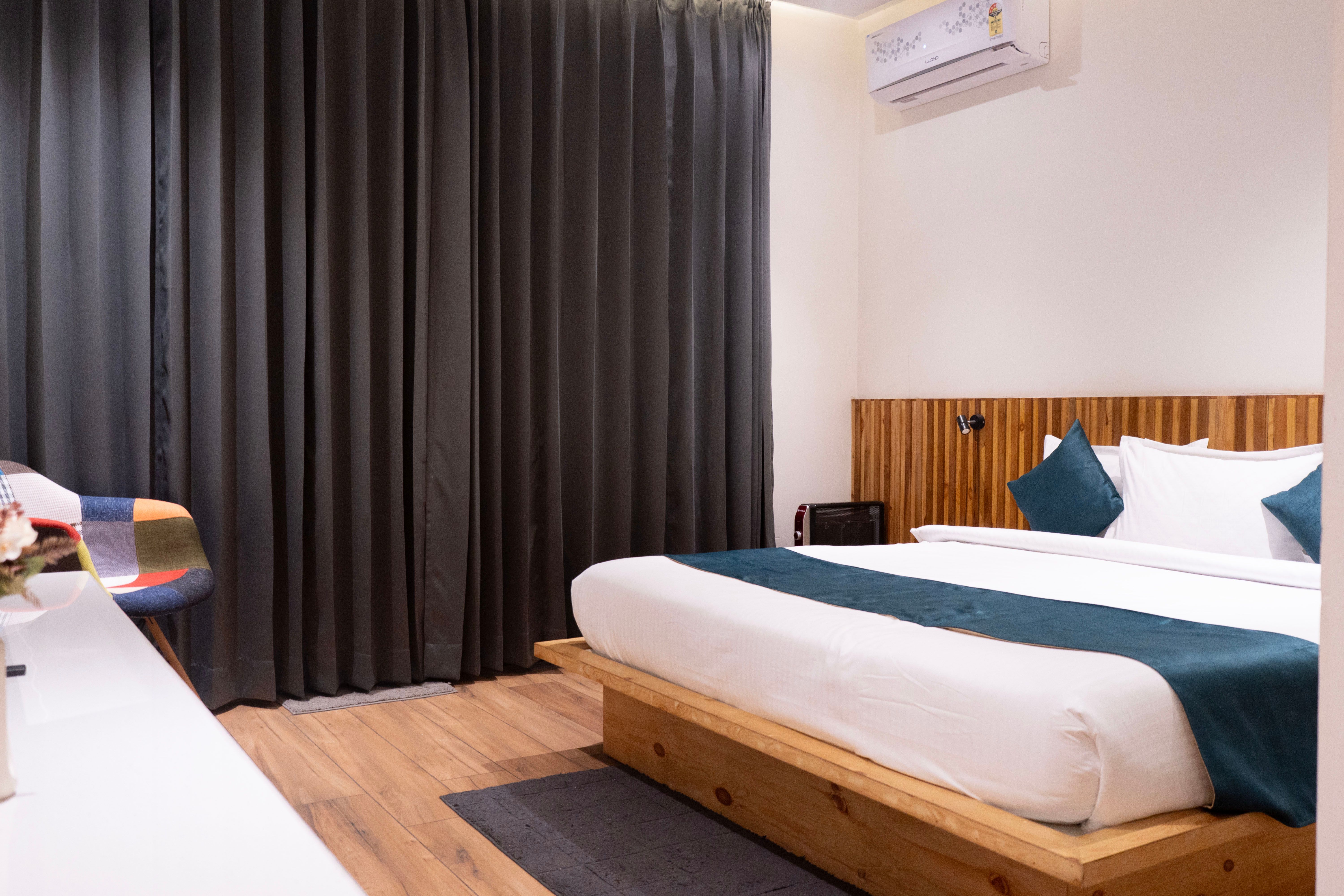 Maple House | Hillside 3-BHK Retreat with Private Pool, Jacuzzi, Open Pizzeria & Bonfire Area