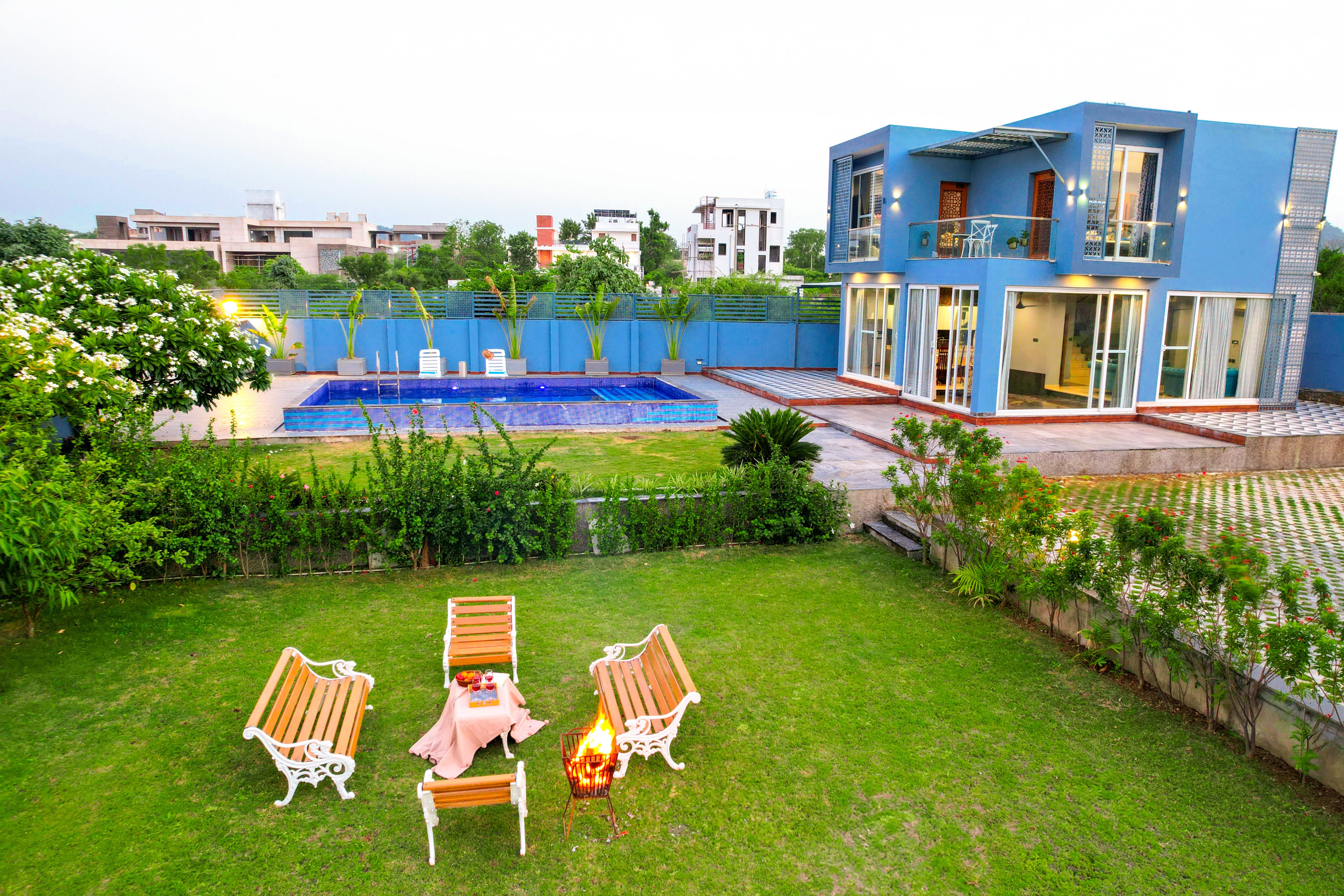 Bluebell | 2-BHK Villa With Private Pool, Vibrant Gardens, & Majestic Aravali Views - Image 2