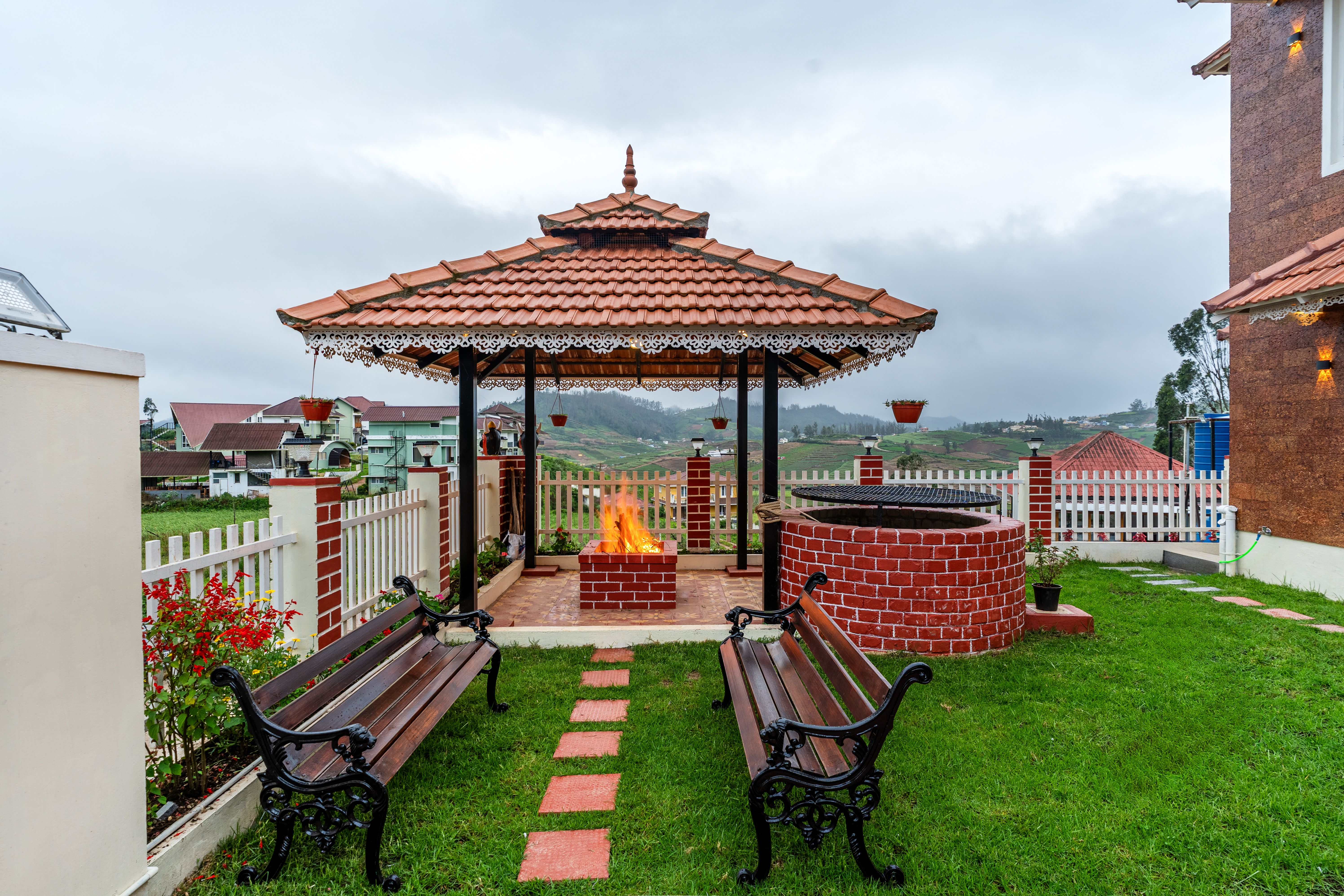Mihirika’s Nirvana | 5-BHK With Garden, Gazebo, Bonfire Pit & Scenic Views; Near Karnataka Garden