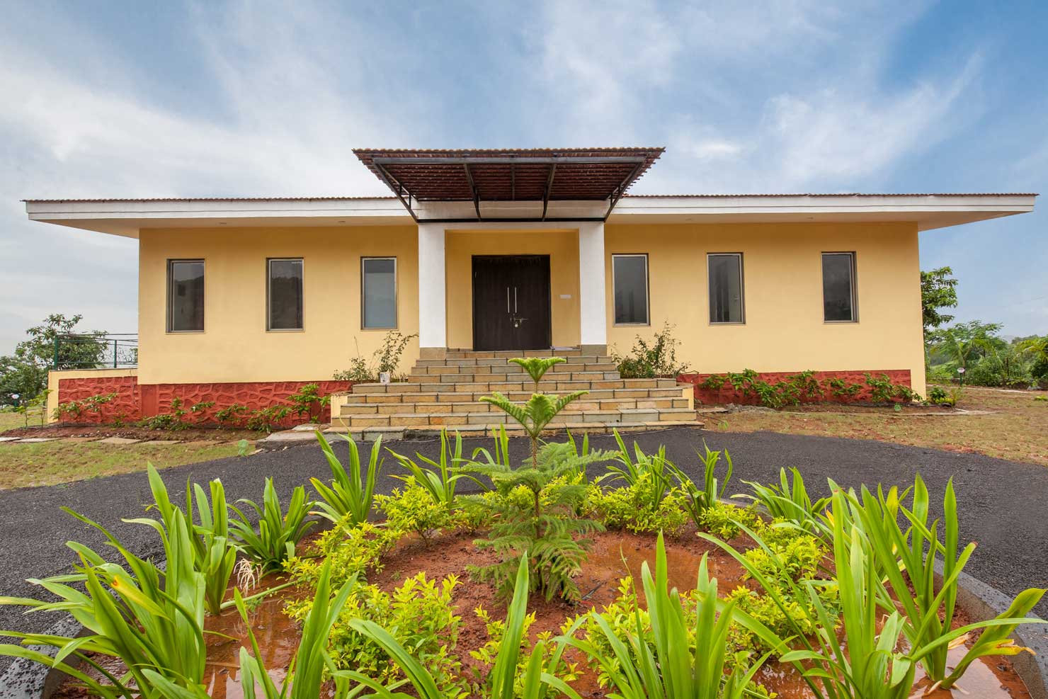 13 Bedrooms @ Shivom Villa - Pawna - Image 4