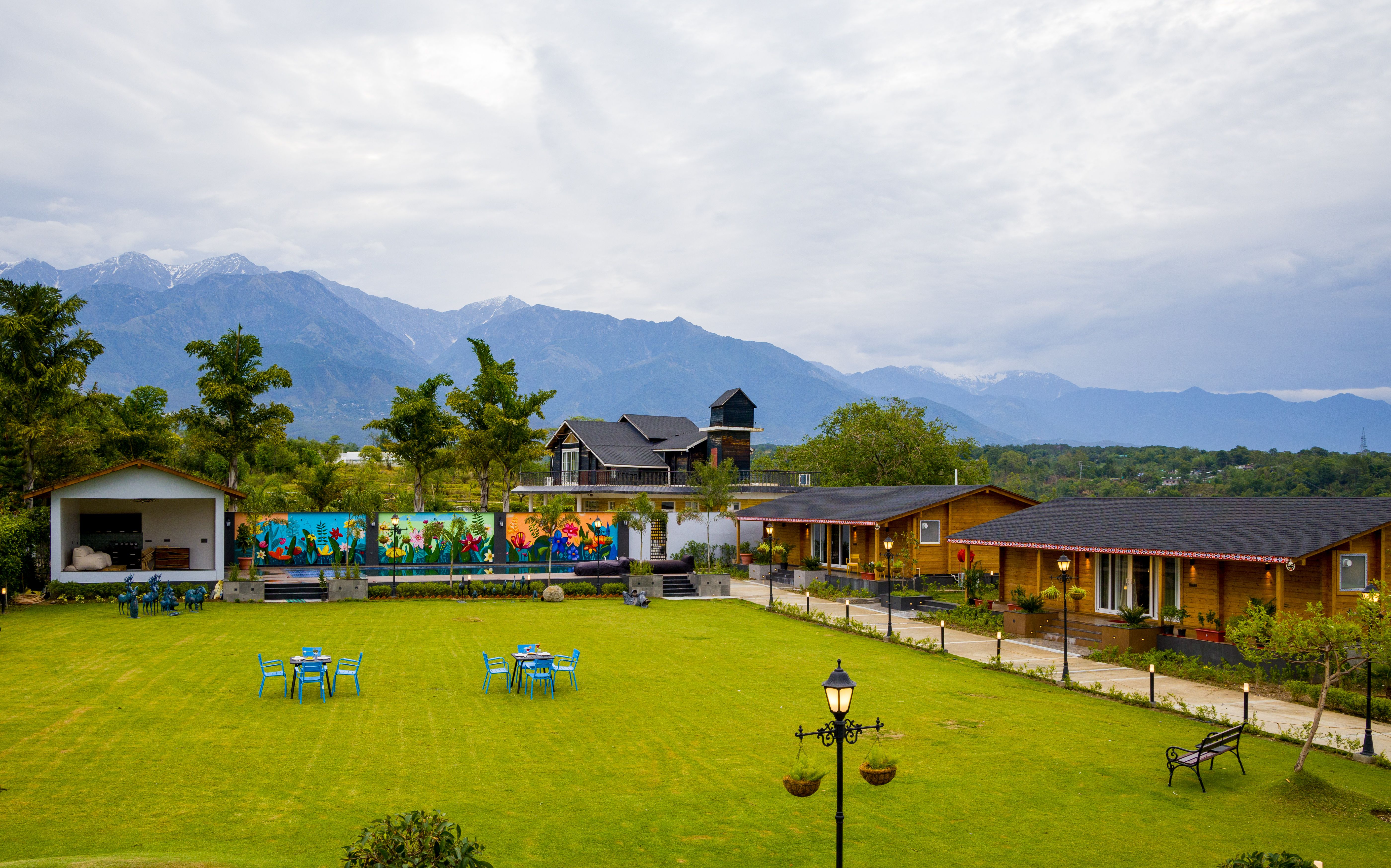 Esh Cottages Moss | Hilltop 2-BHK Retreat with Open-air Jacuzzi, Shared Garden, Pool & Cosy Lounge