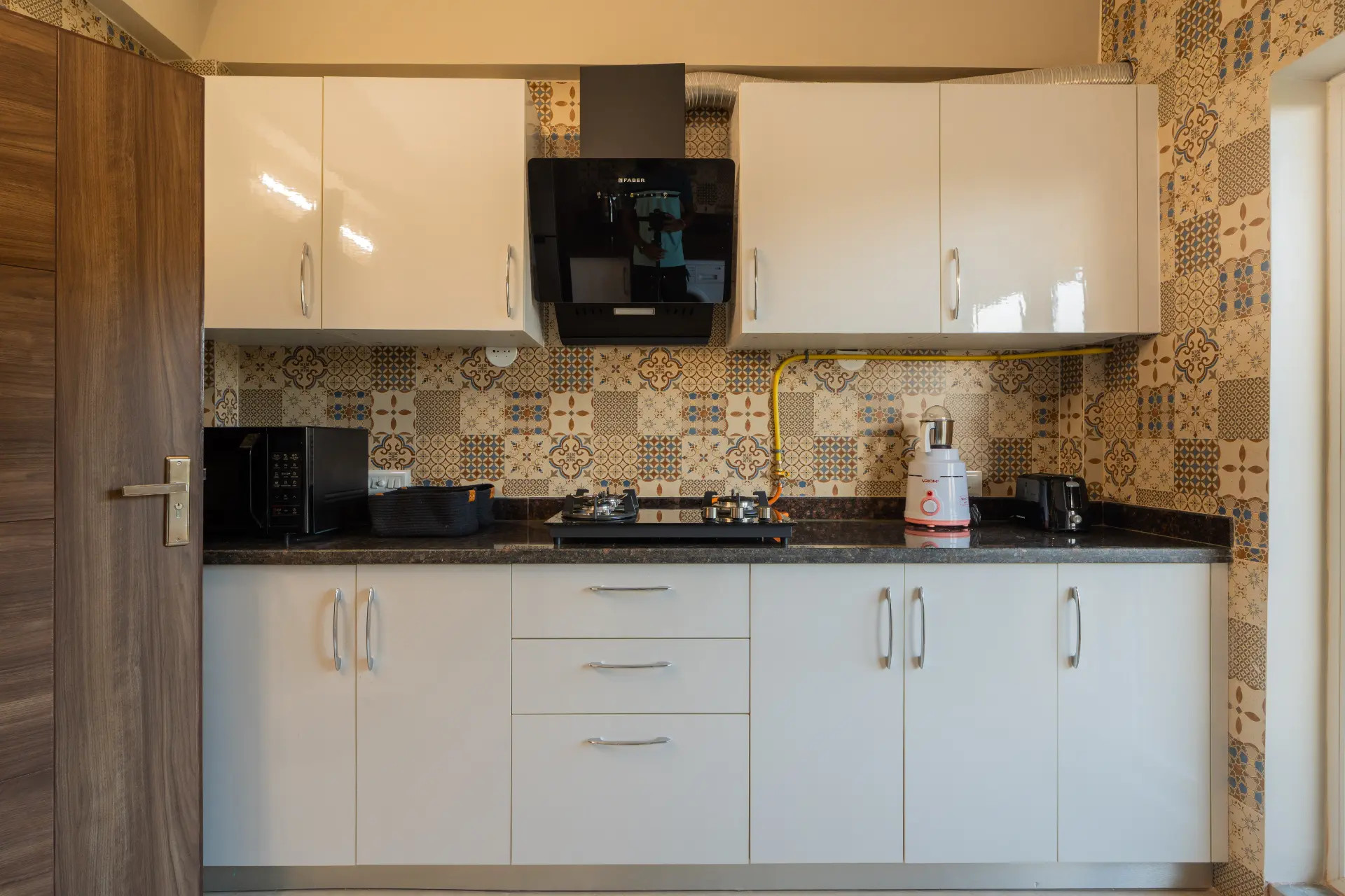 Veera Marina | 3-BHK Penthouse With Terrace, Common Pools & Lift, Near Candolim Beach