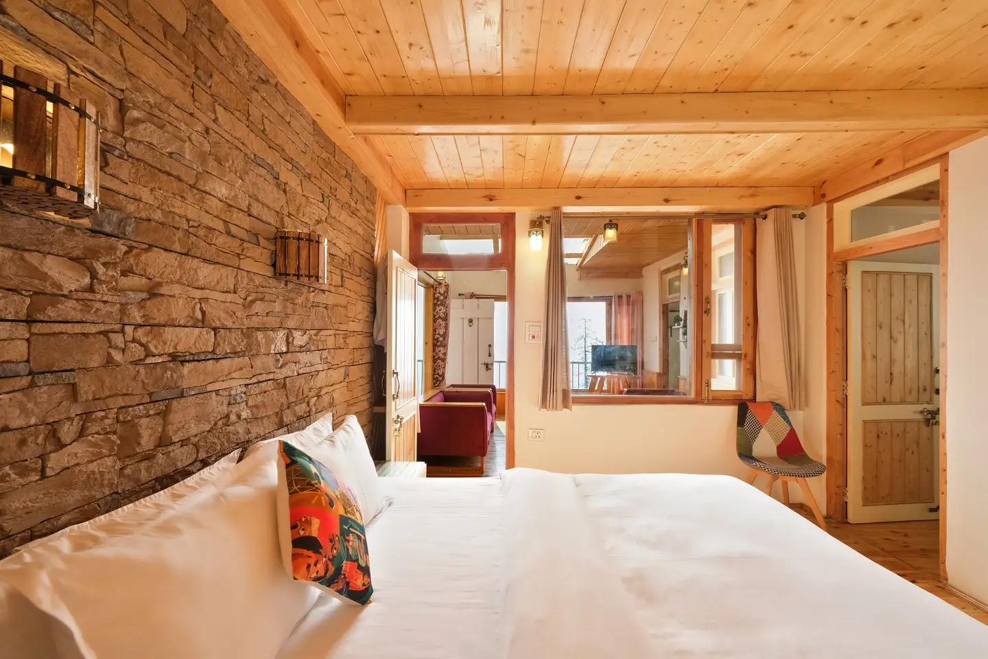 Theog 2BHK Loft with Patio