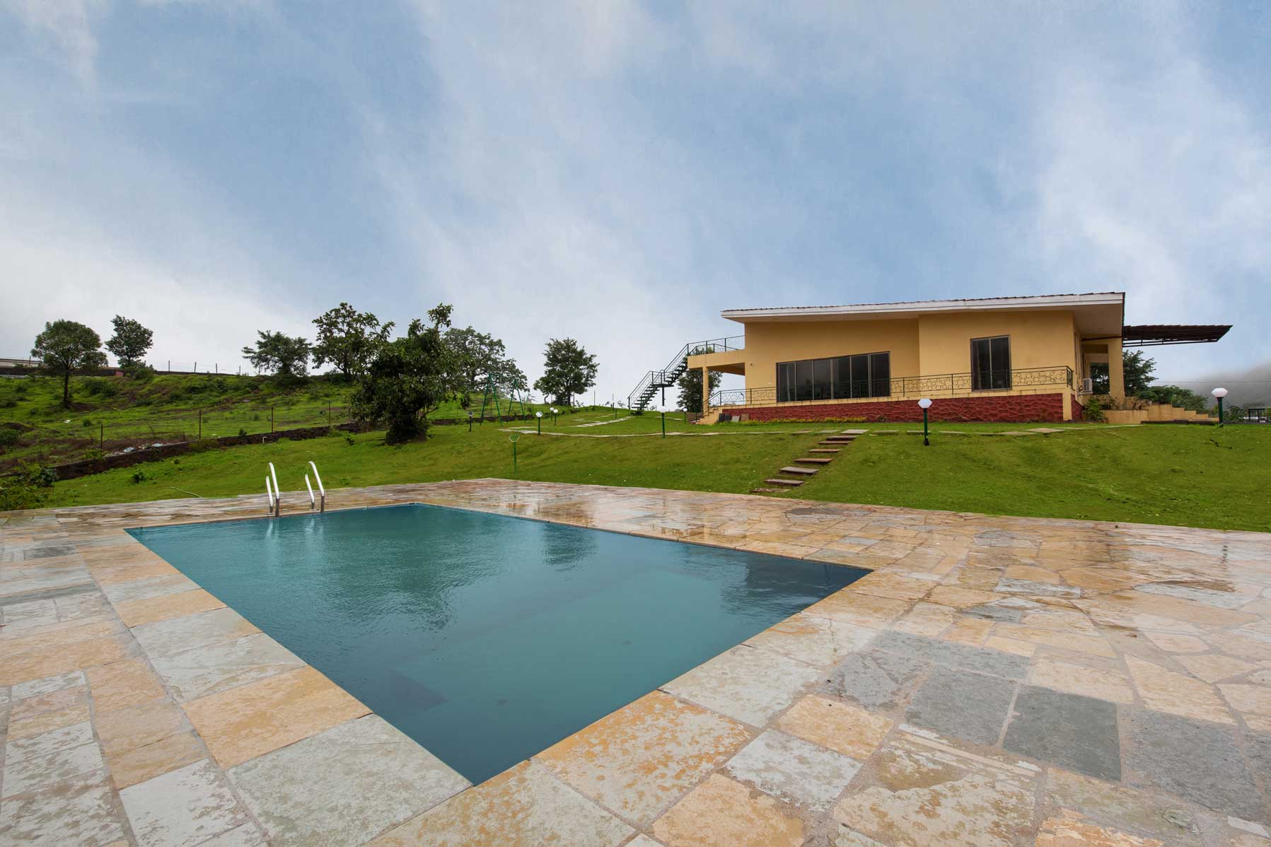 13 Bedrooms @ Shivom Villa - Pawna - Image 2