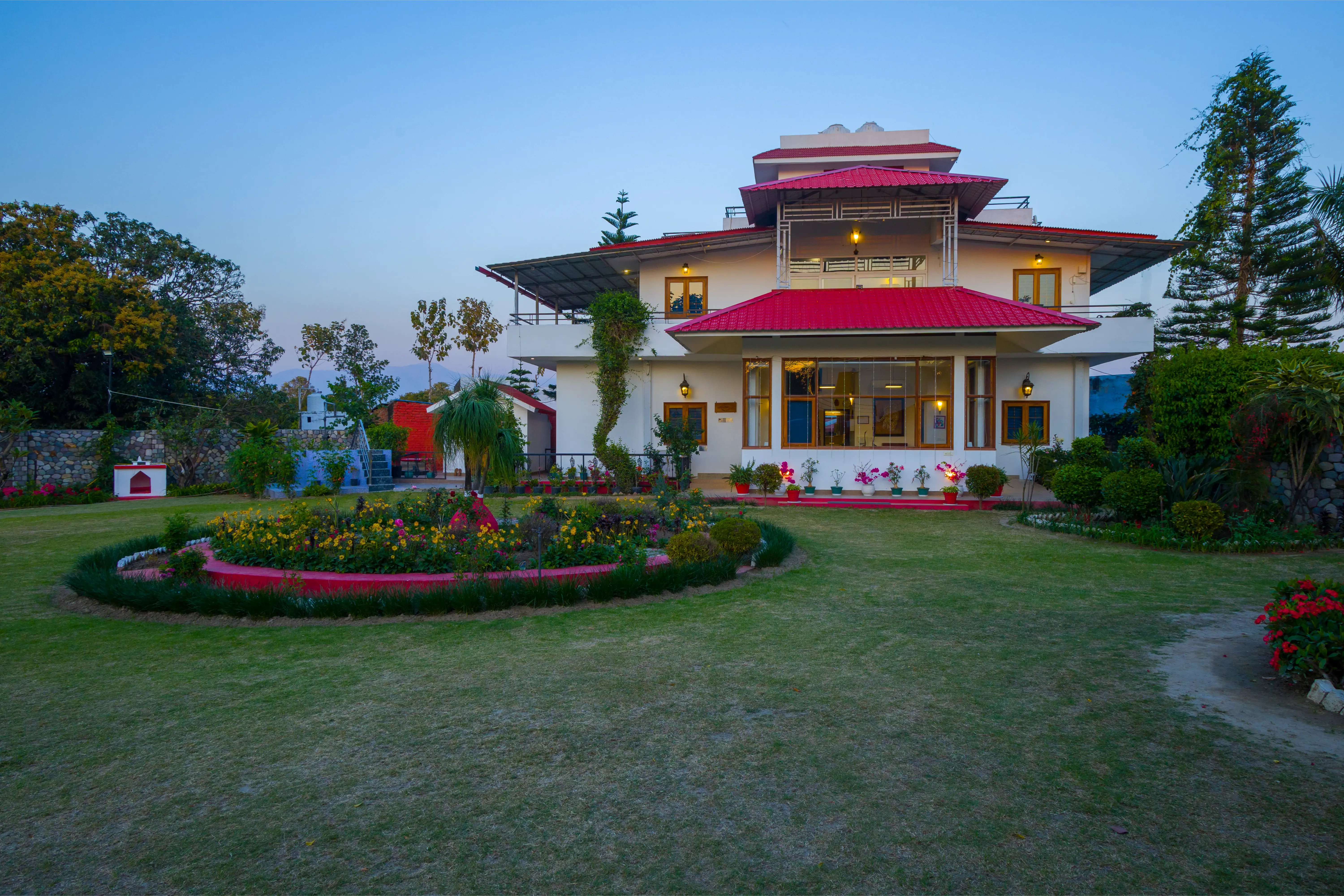 Farm Naturelle | Pet-friendly 3-BHK Farmhouse Near Jim Corbett With Garden, Terrace & Orchards 