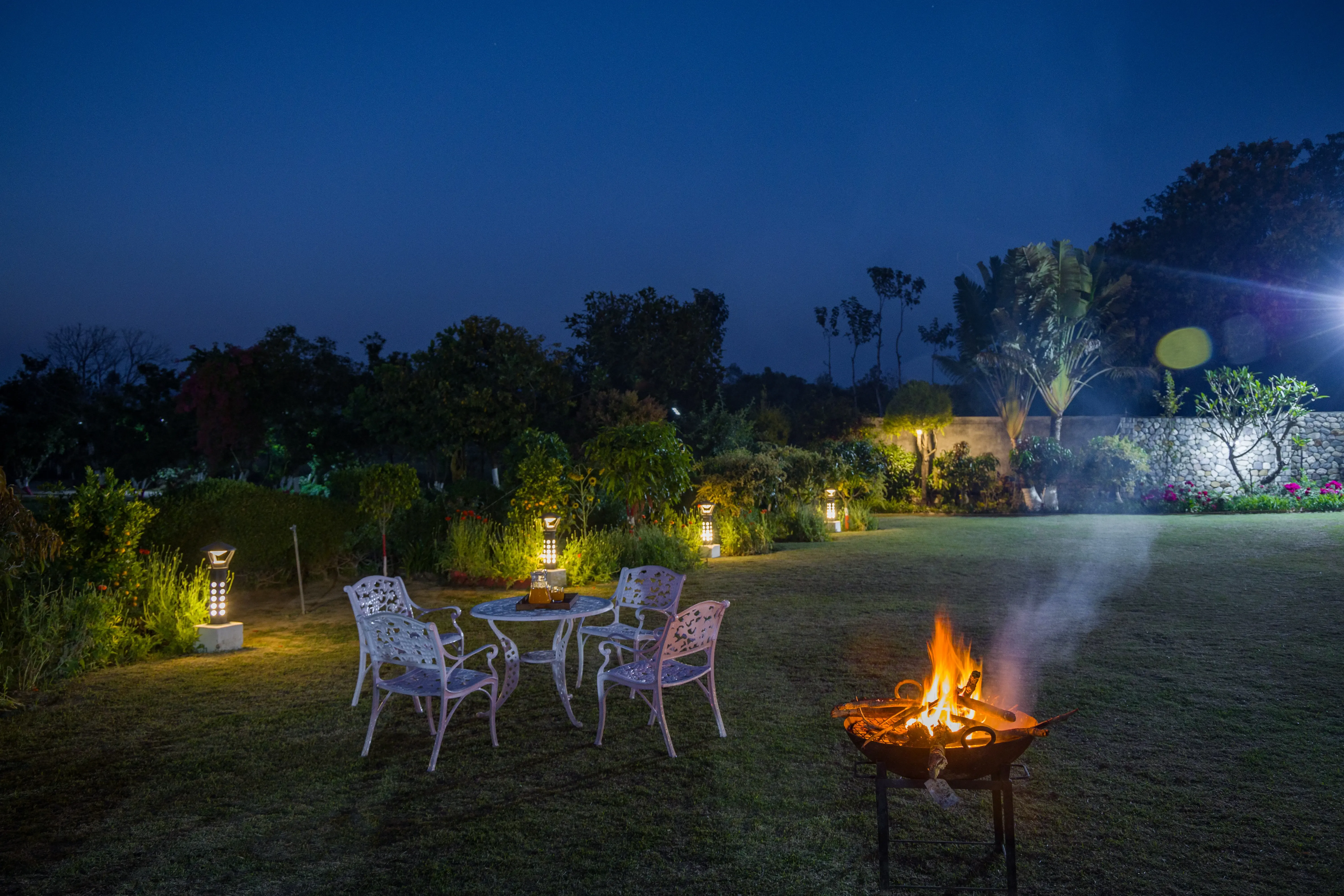 Farm Naturelle | Pet-friendly 3-BHK Farmhouse Near Jim Corbett With Garden, Terrace & Orchards 