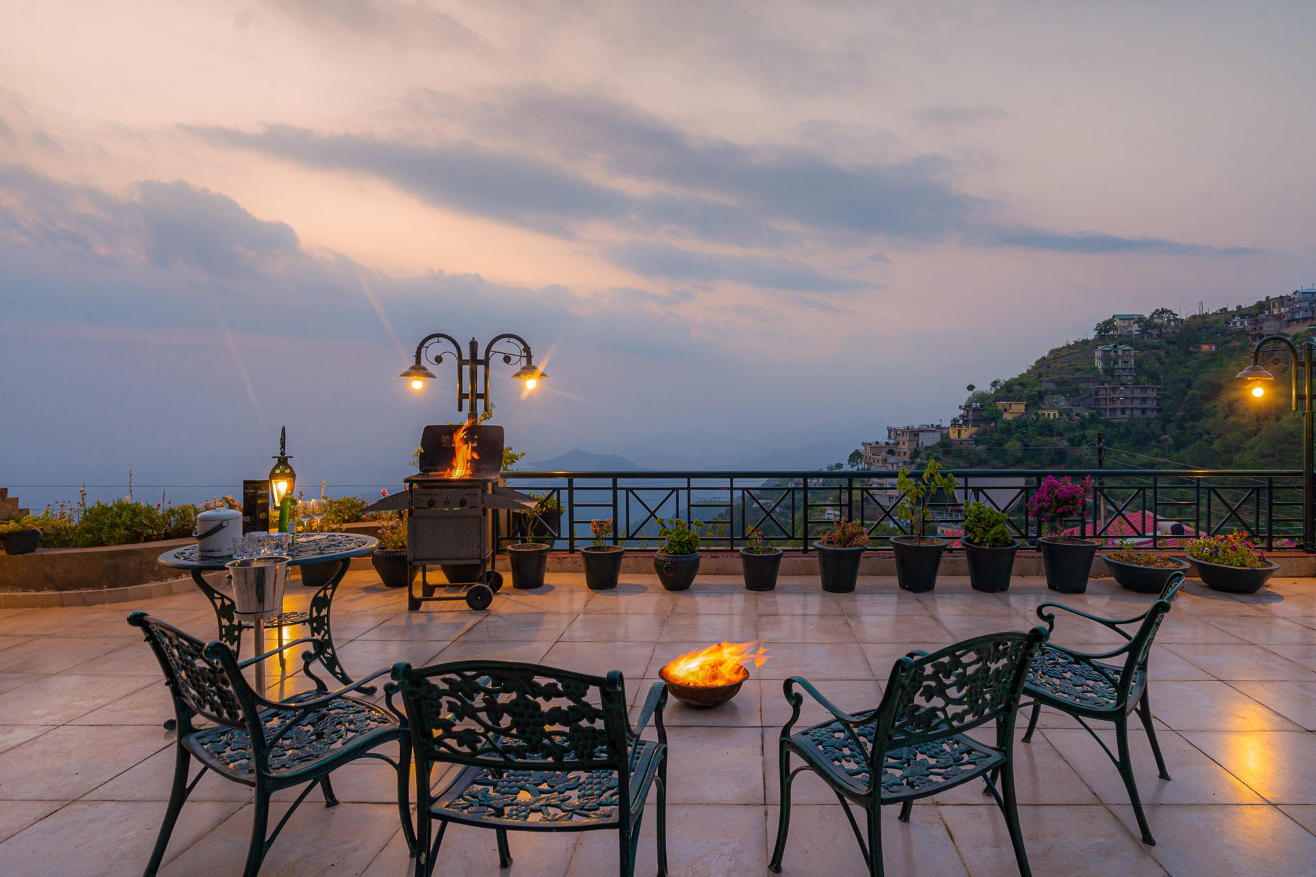 3 Rooms @ Mysty View - Image 3