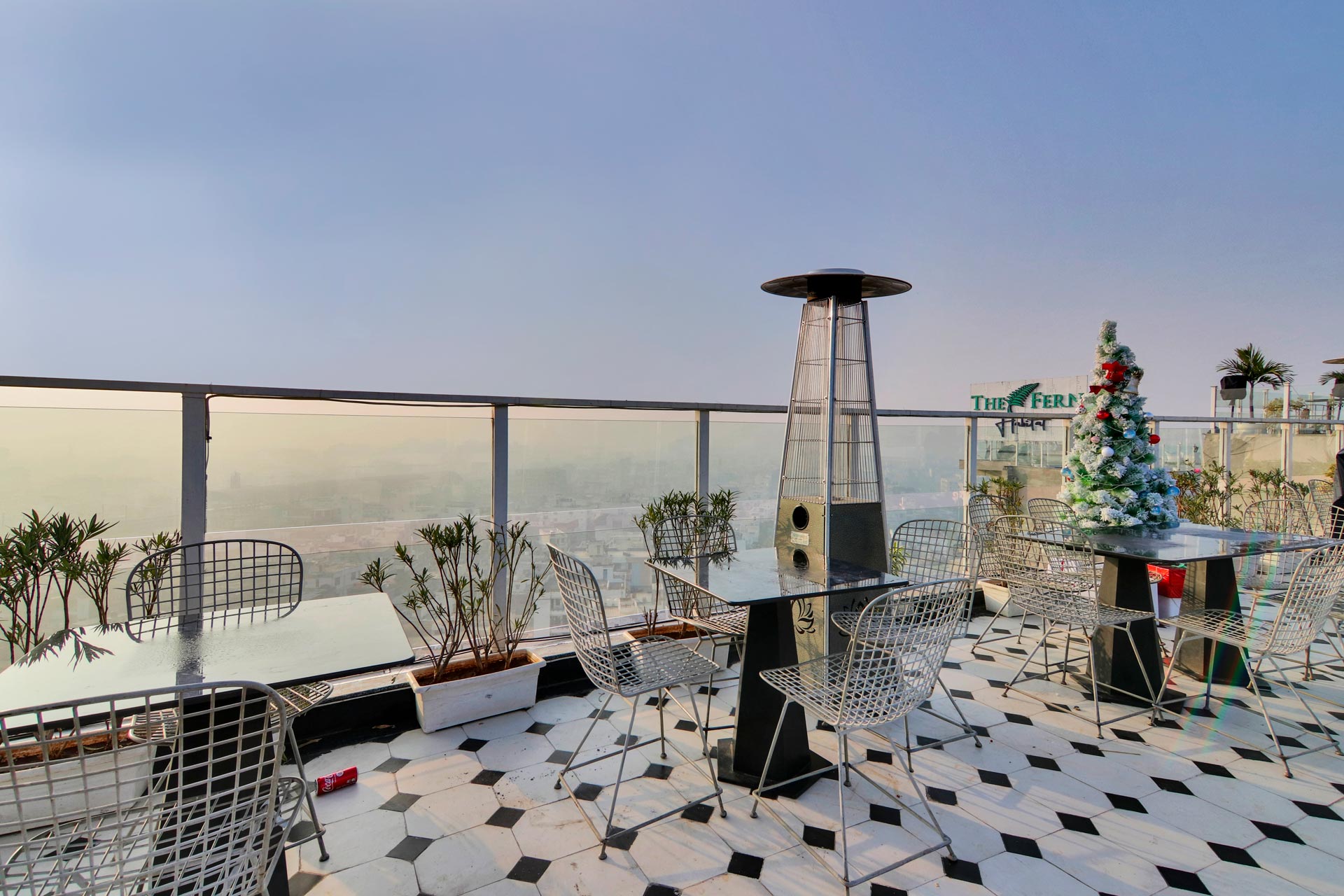 Skyline Studio Apartments - Image 3